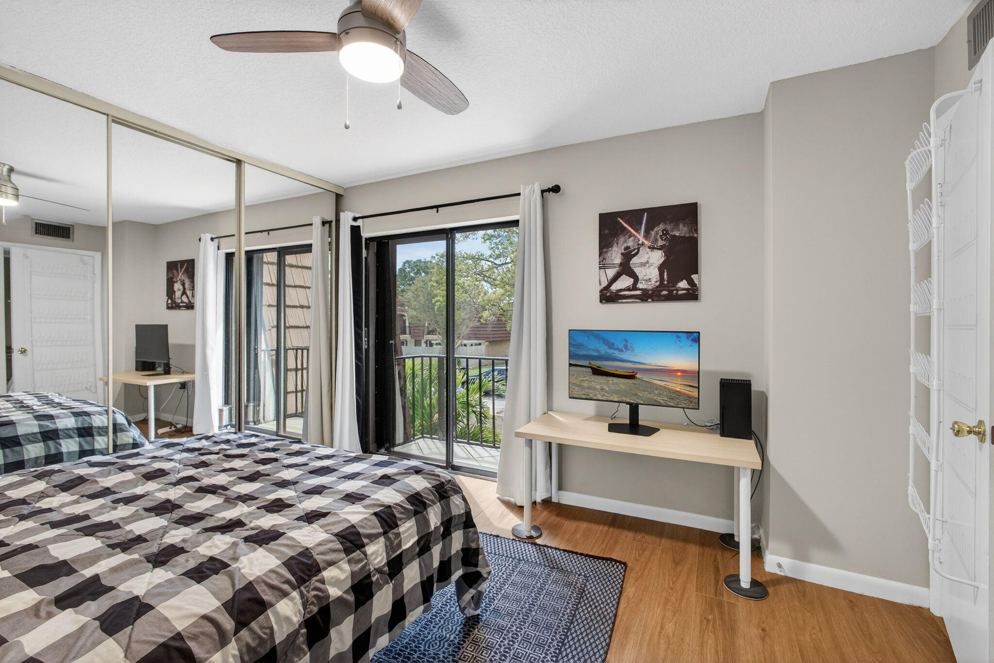 711 7th, Palm Beach Gardens FL 33418