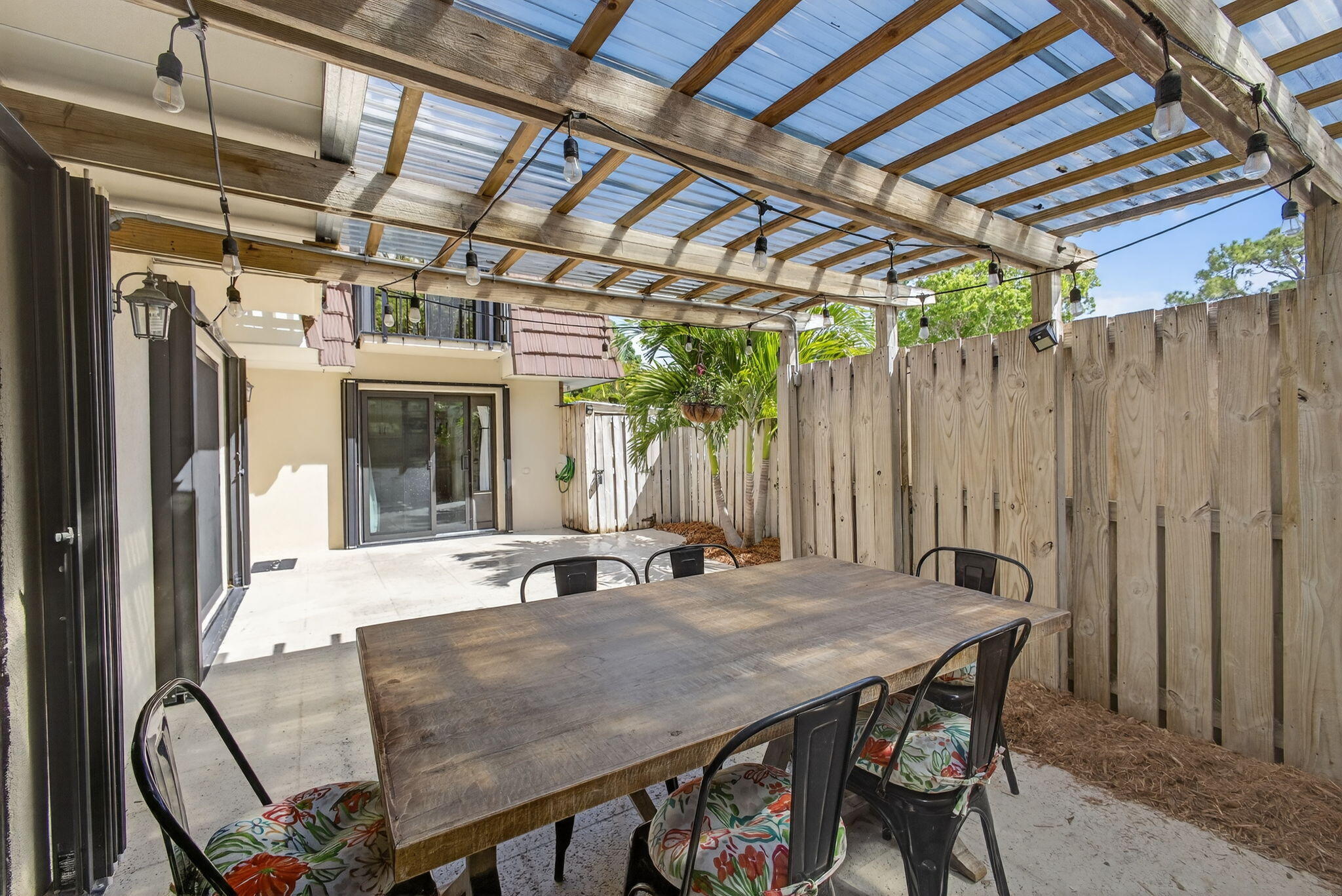 711 7th, Palm Beach Gardens FL 33418