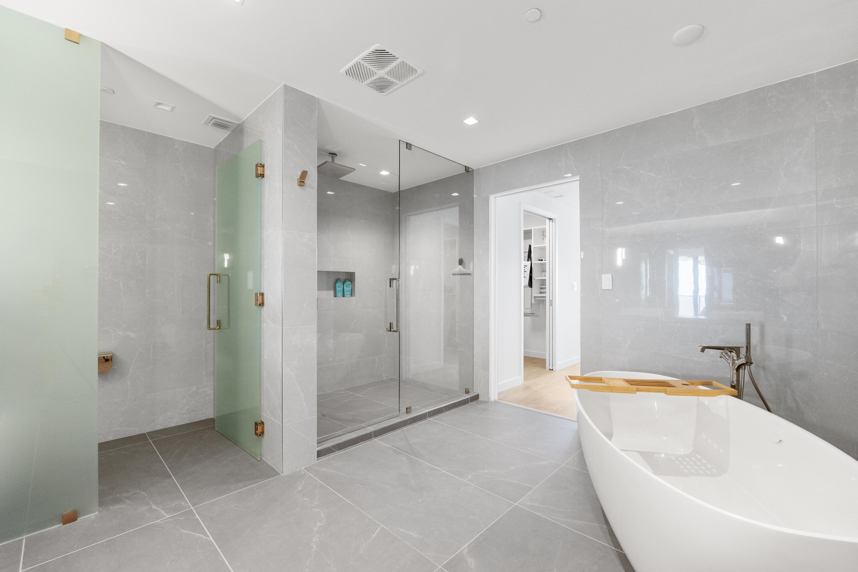 1116 N Ocean #904, Pompano Beach FL 33062