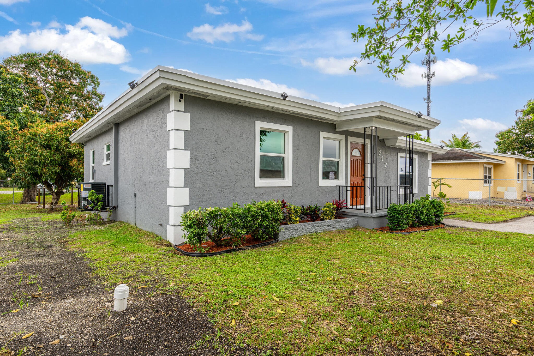 217 NW 14th, Belle Glade FL 33430