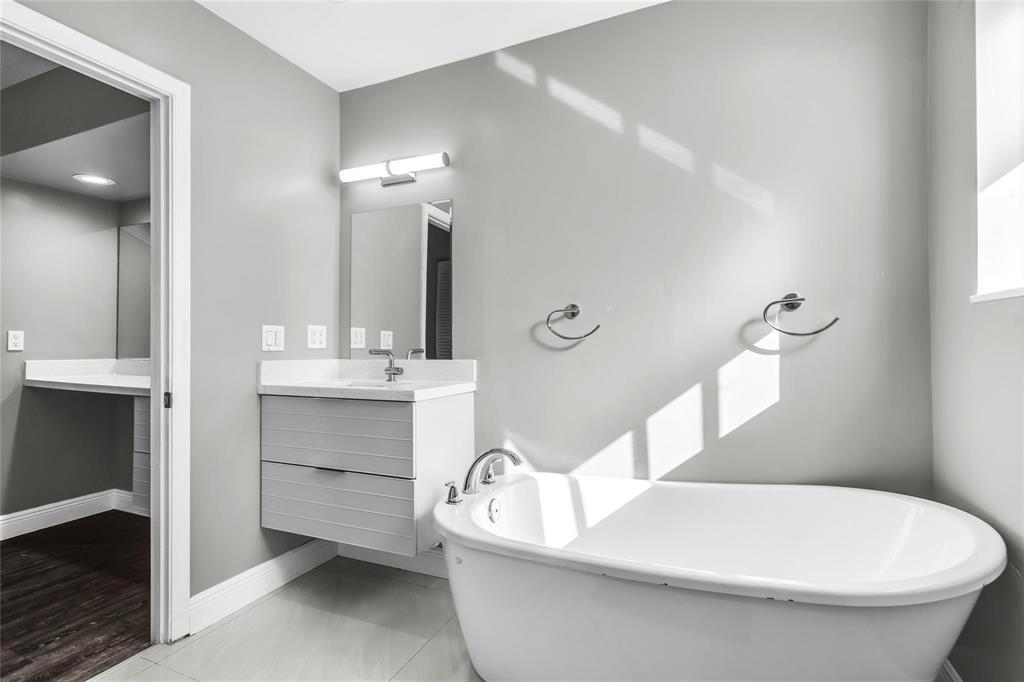 4450 NW 55th, Coconut Creek FL 33073