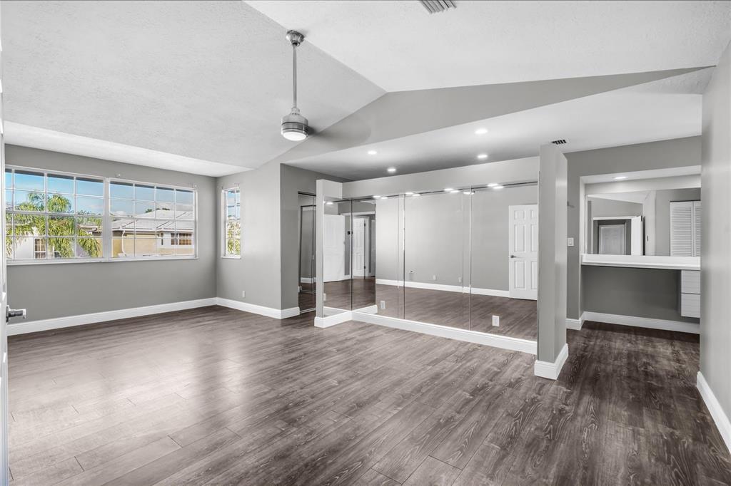 4450 NW 55th, Coconut Creek FL 33073