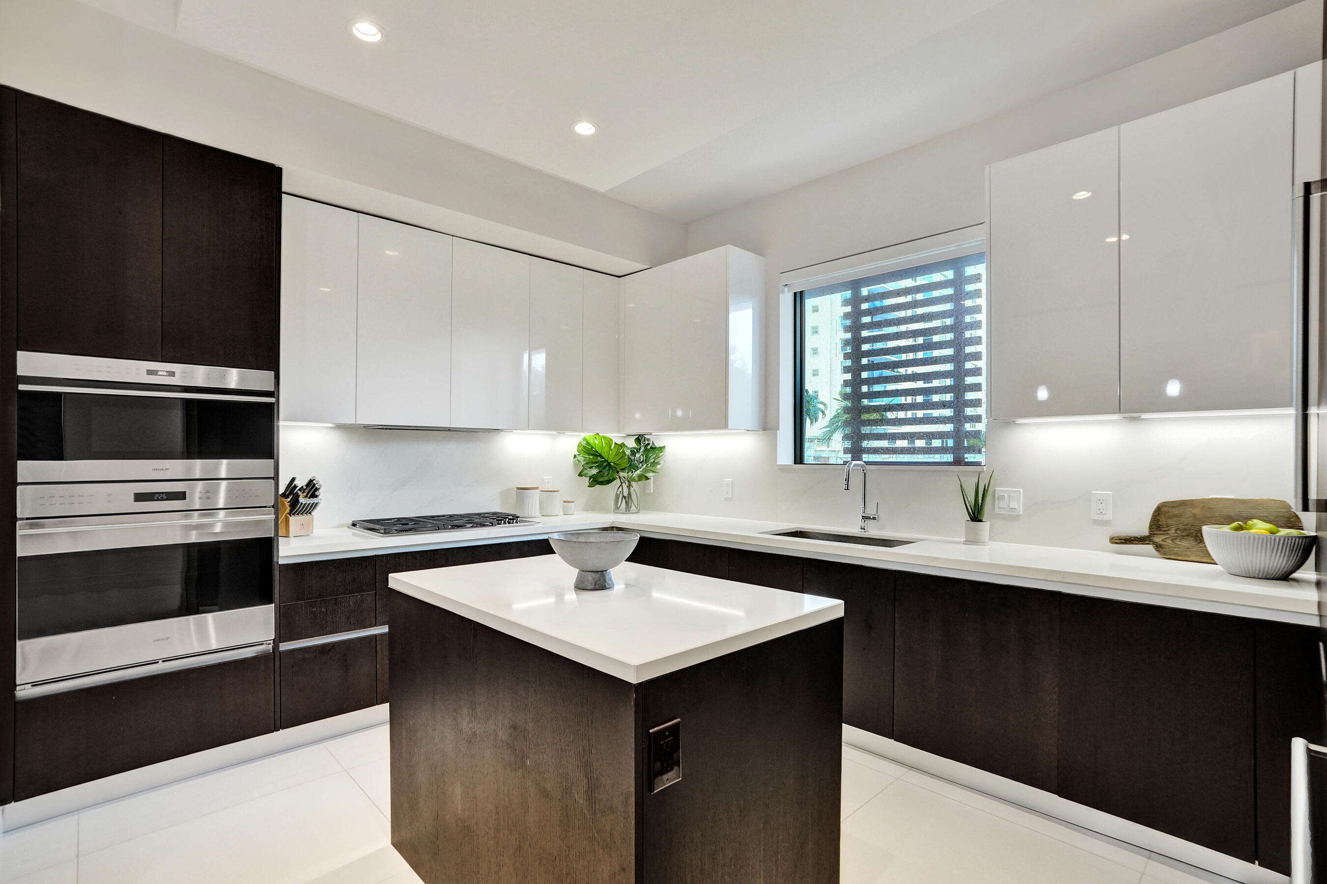 3030 N Ocean #S104, Fort Lauderdale FL 33308