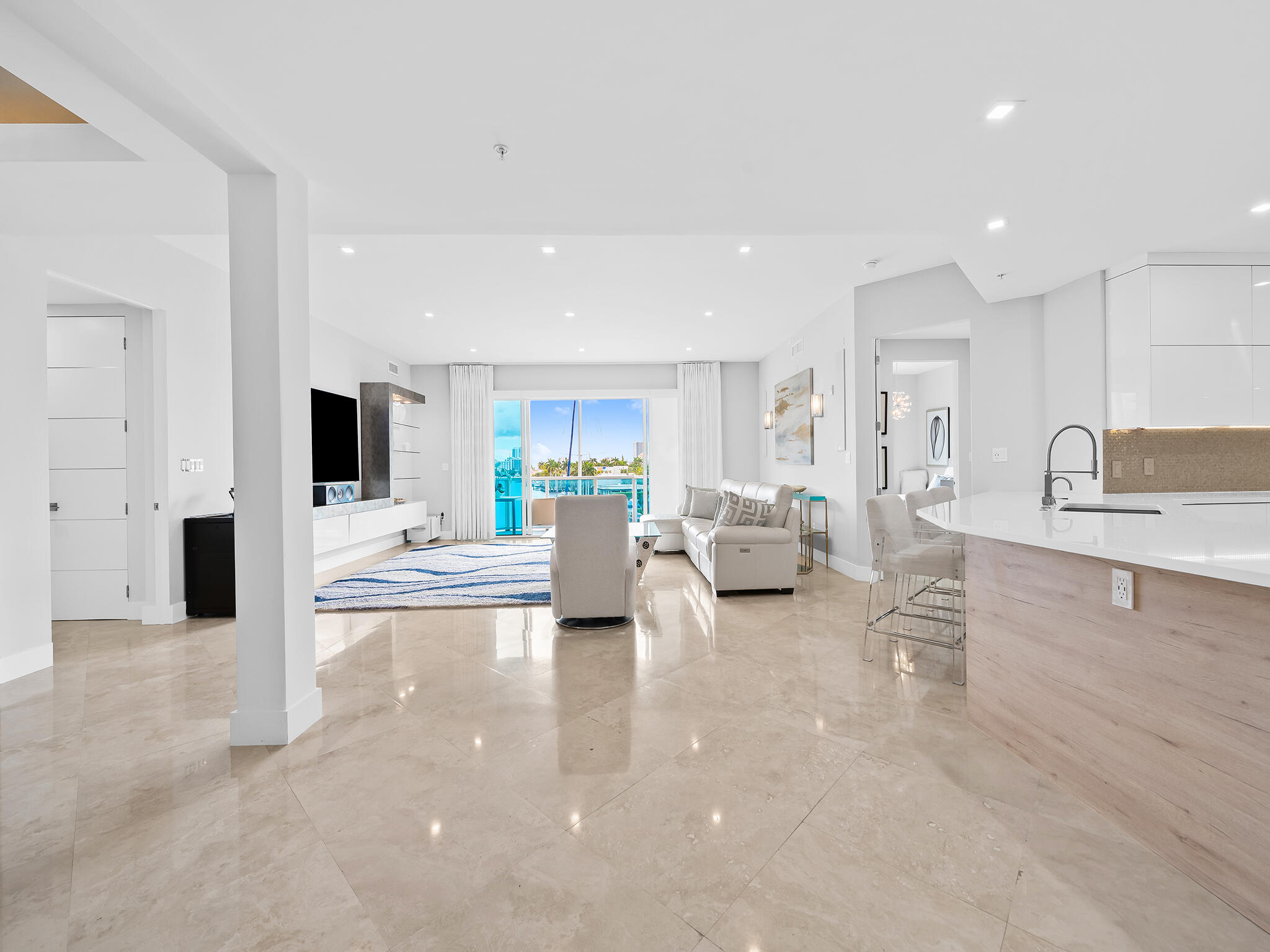 516 Hendricks #4b, Fort Lauderdale FL 33301