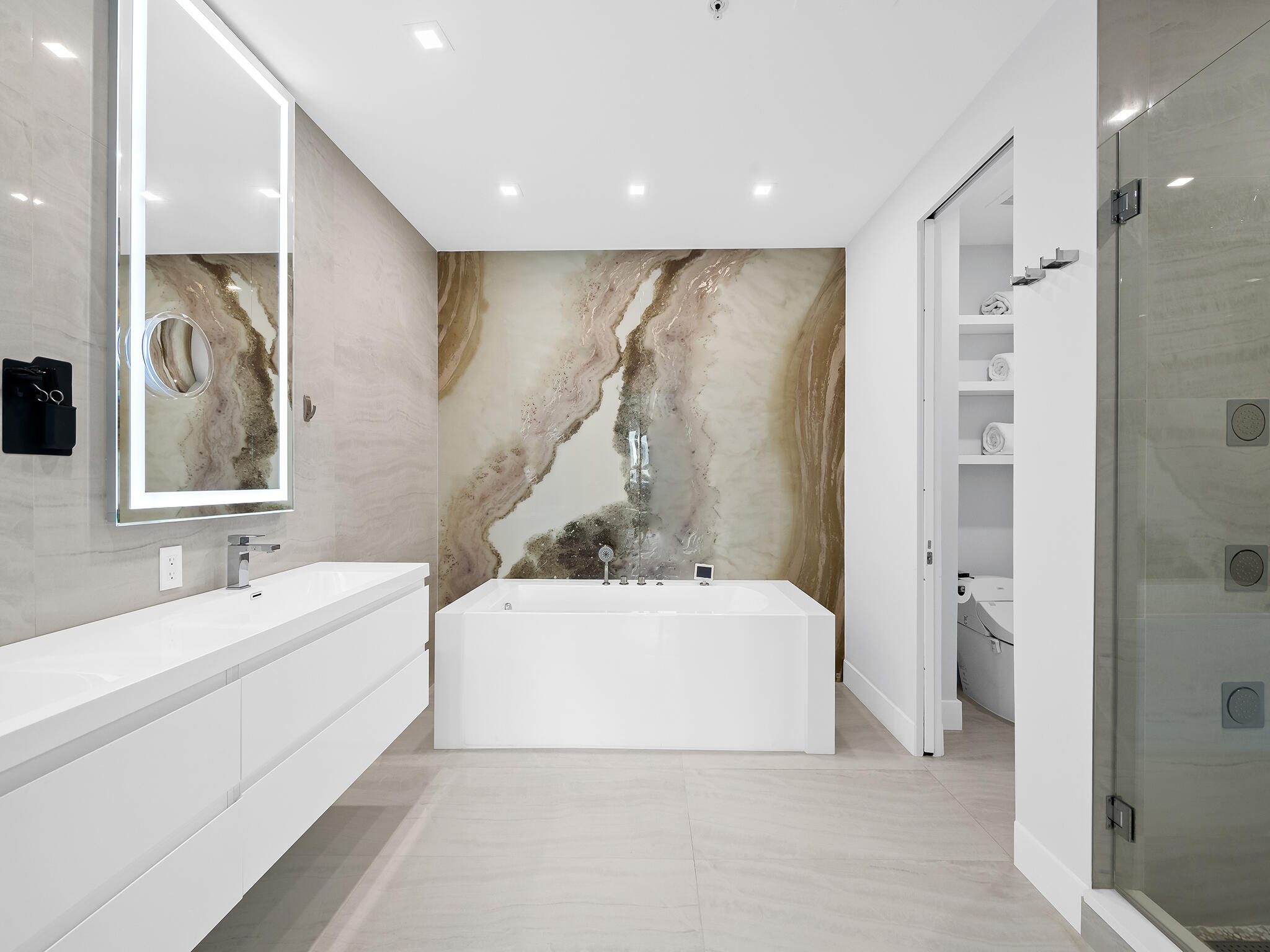 516 Hendricks #4b, Fort Lauderdale FL 33301