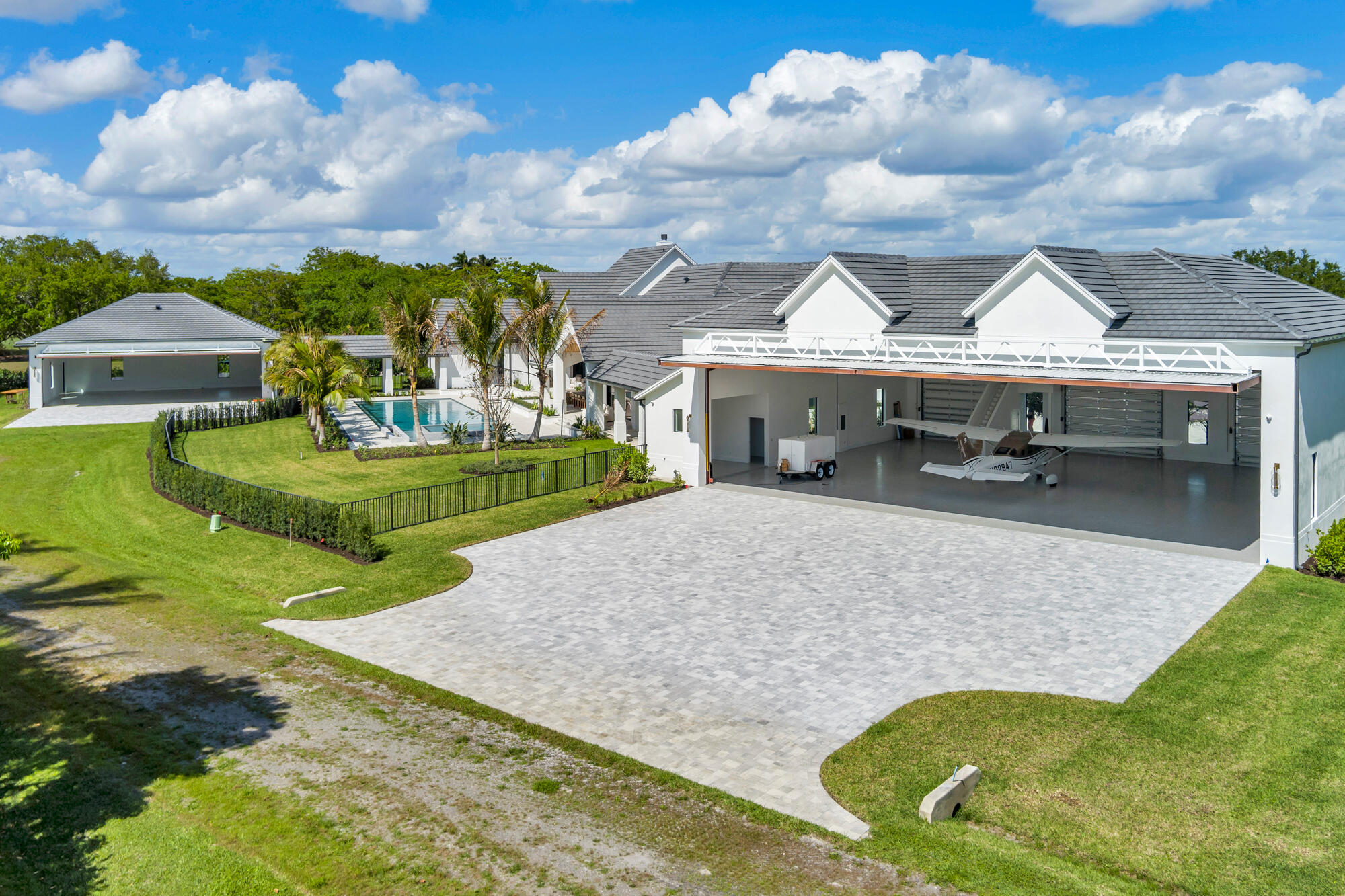 2015 Lockheed, Wellington FL 33414