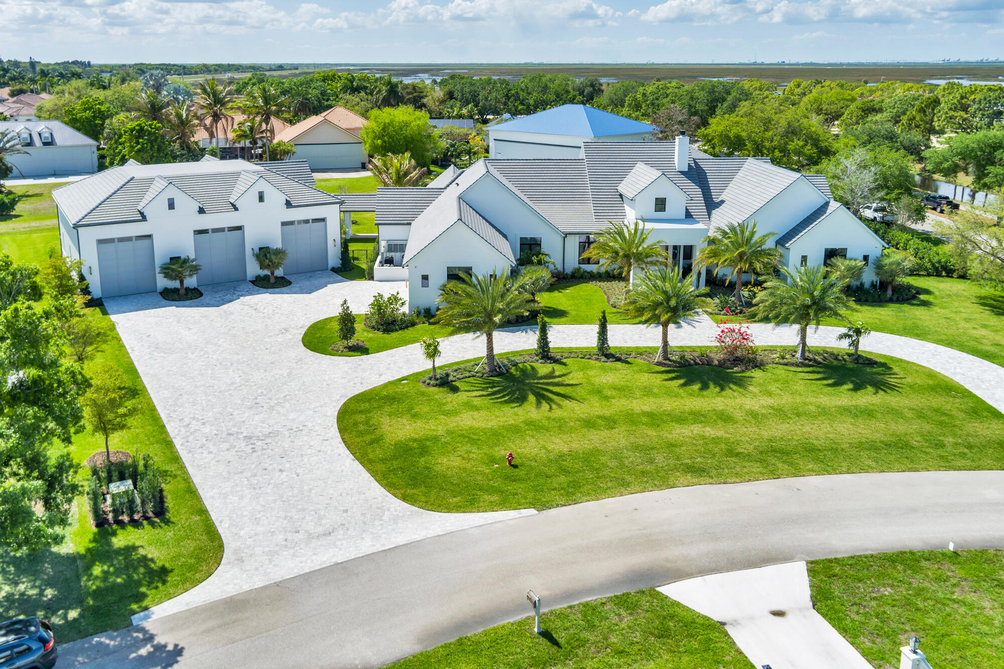 2015 Lockheed, Wellington FL 33414