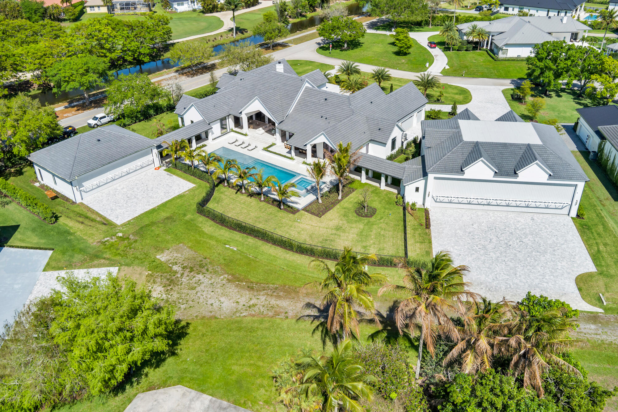 2015 Lockheed, Wellington FL 33414