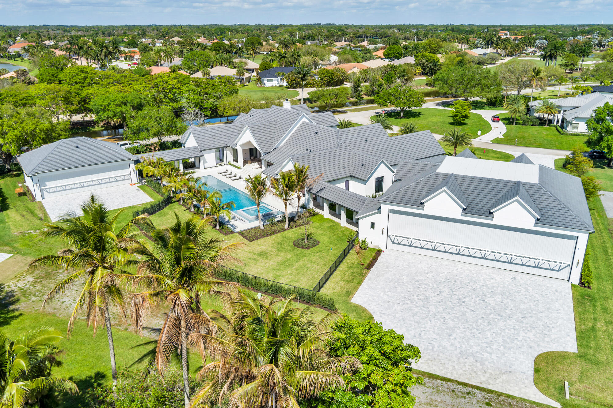 2015 Lockheed, Wellington FL 33414