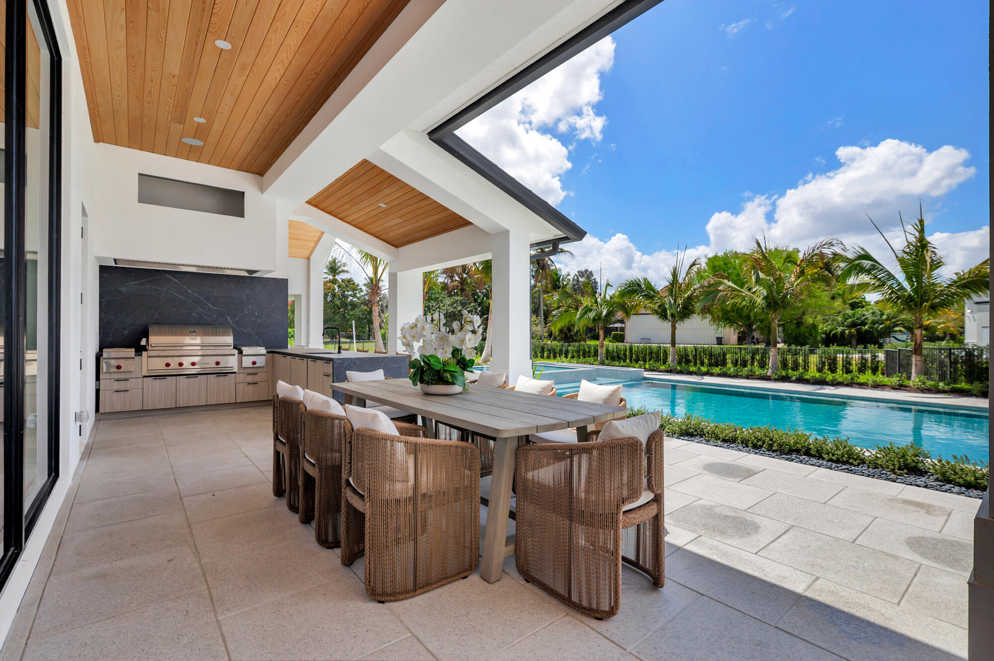2015 Lockheed, Wellington FL 33414