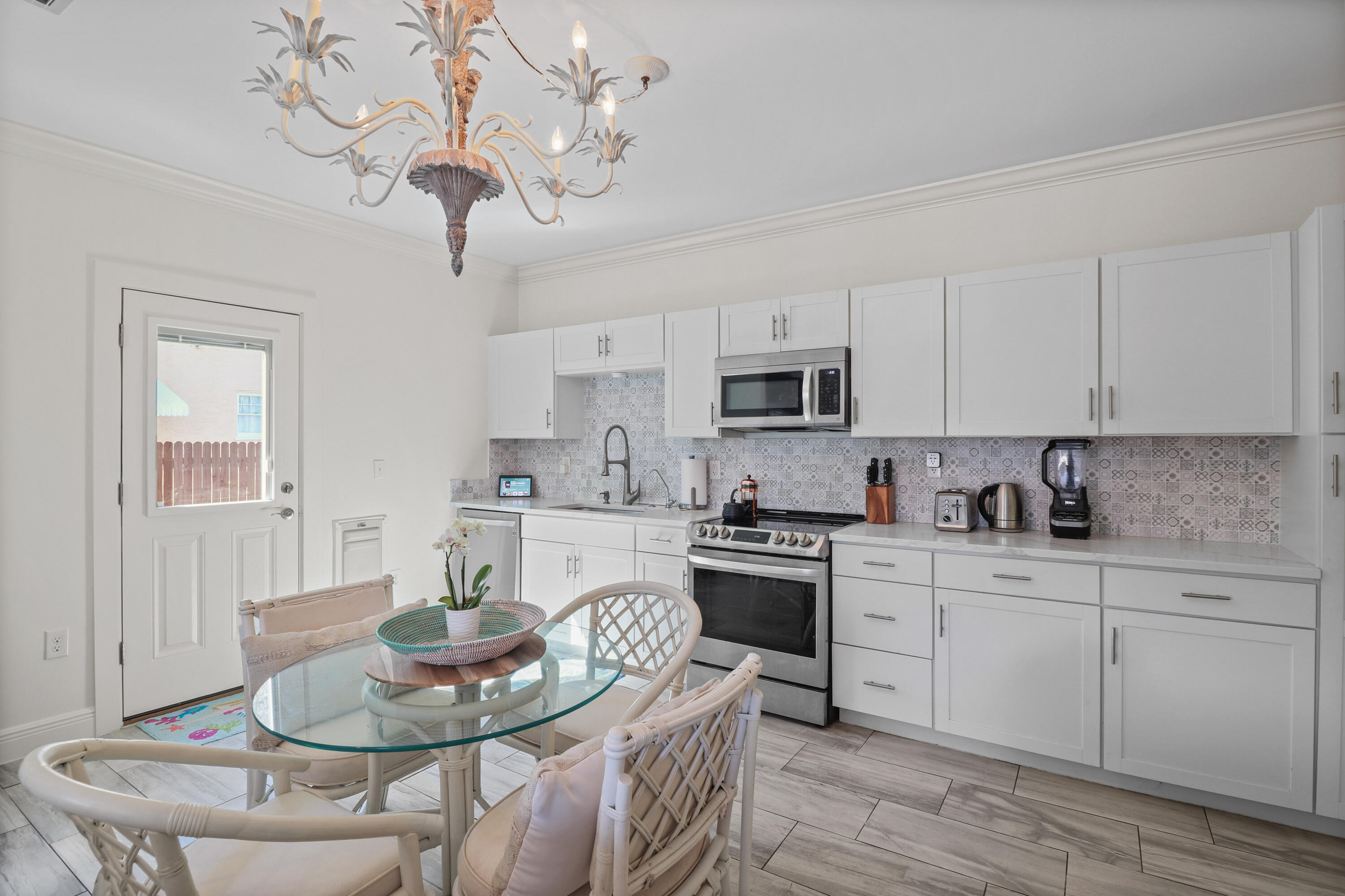 301 Hawthorne, Lake Park FL 33403