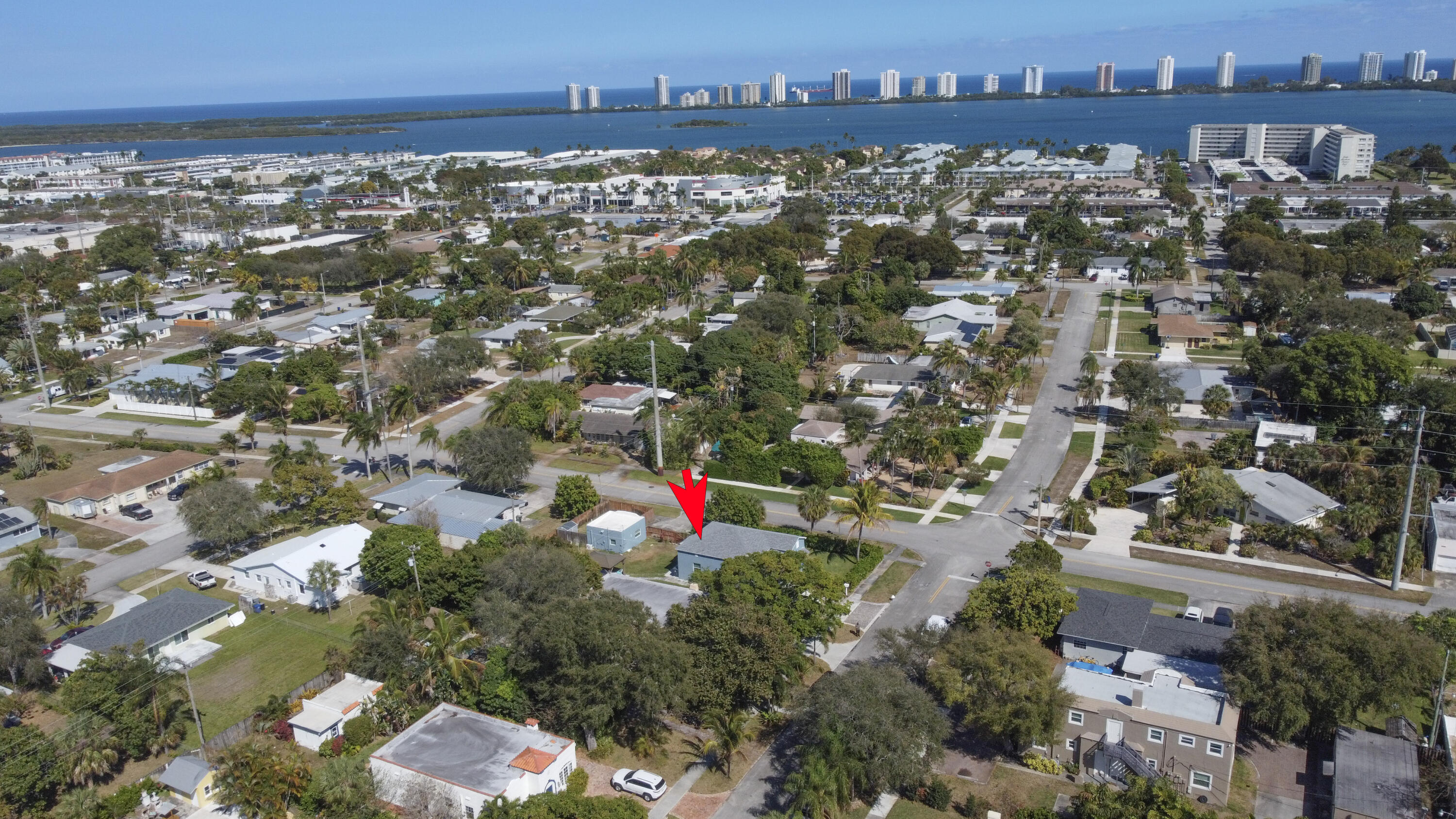 301 Hawthorne, Lake Park FL 33403