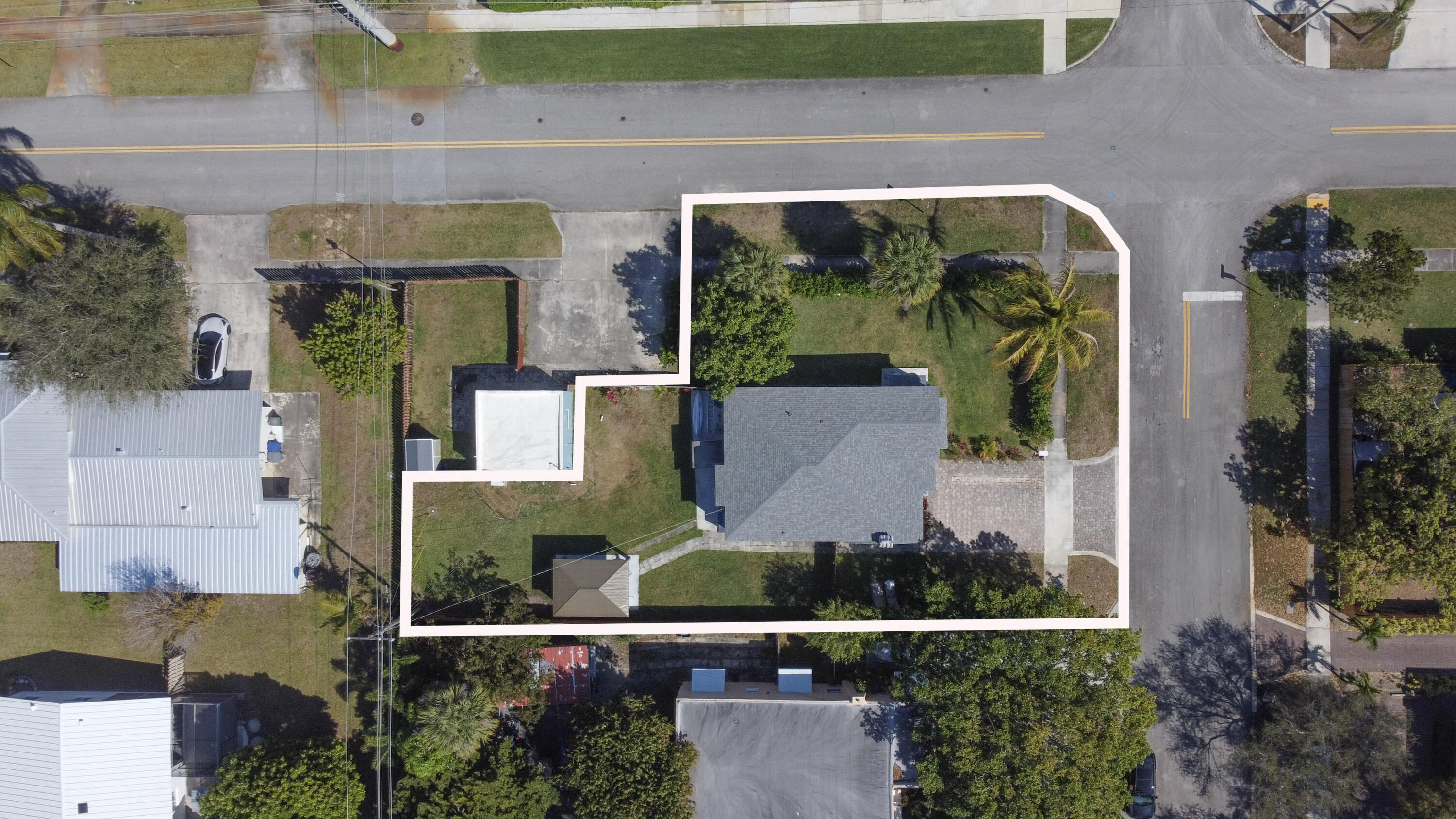 301 Hawthorne, Lake Park FL 33403
