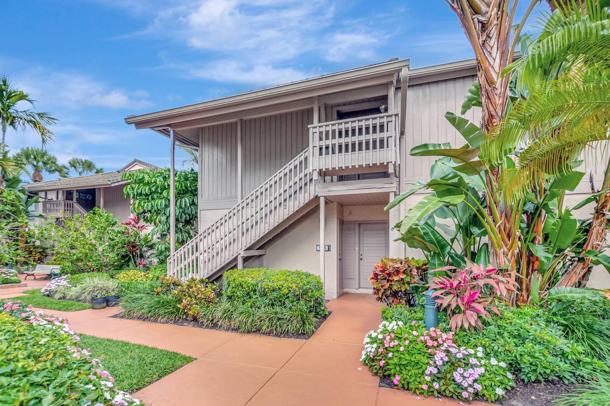 7067 Rain Forest, Boca Raton FL 33434