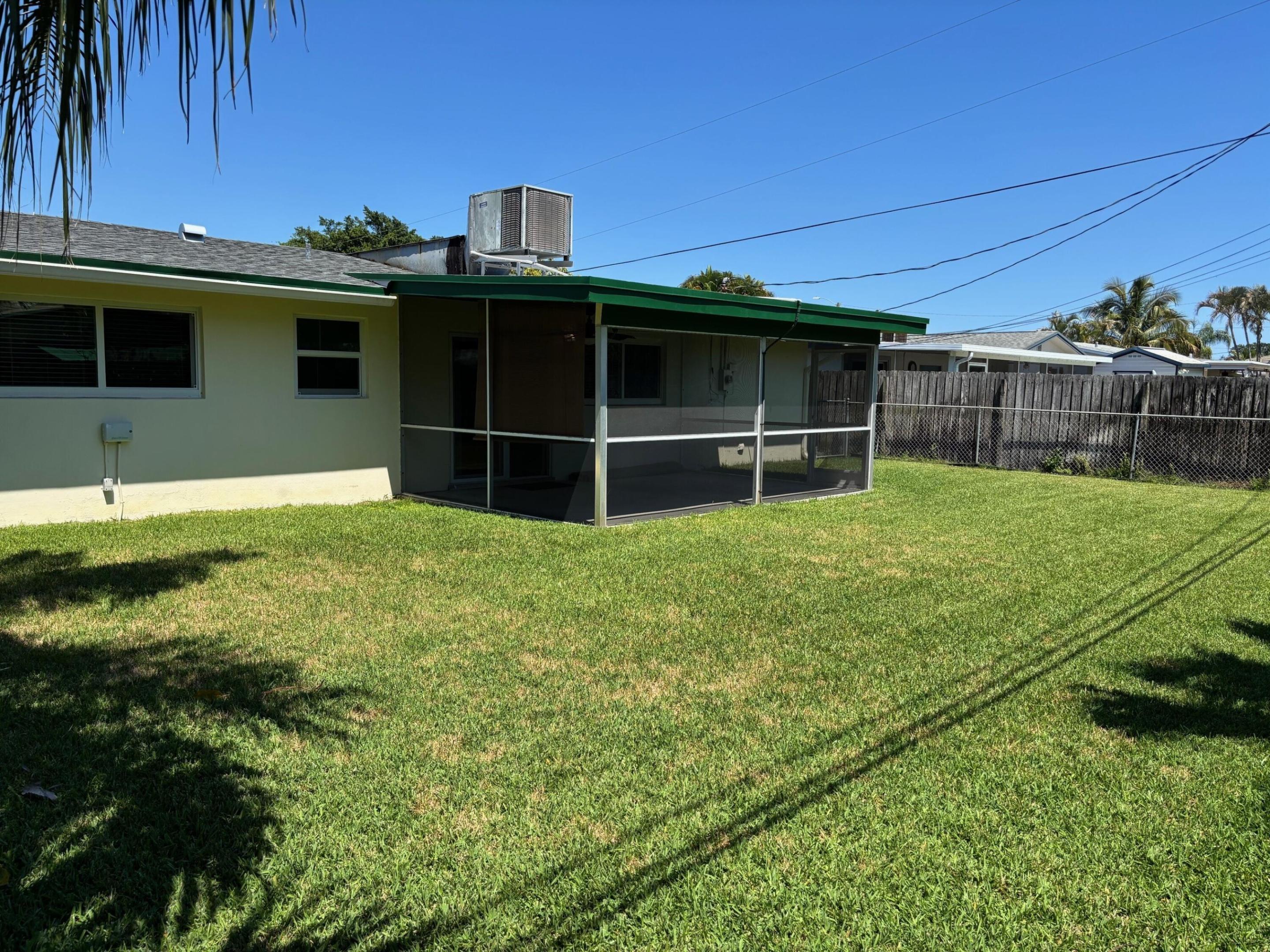 284 Cherry, Palm Beach Gardens FL 33410