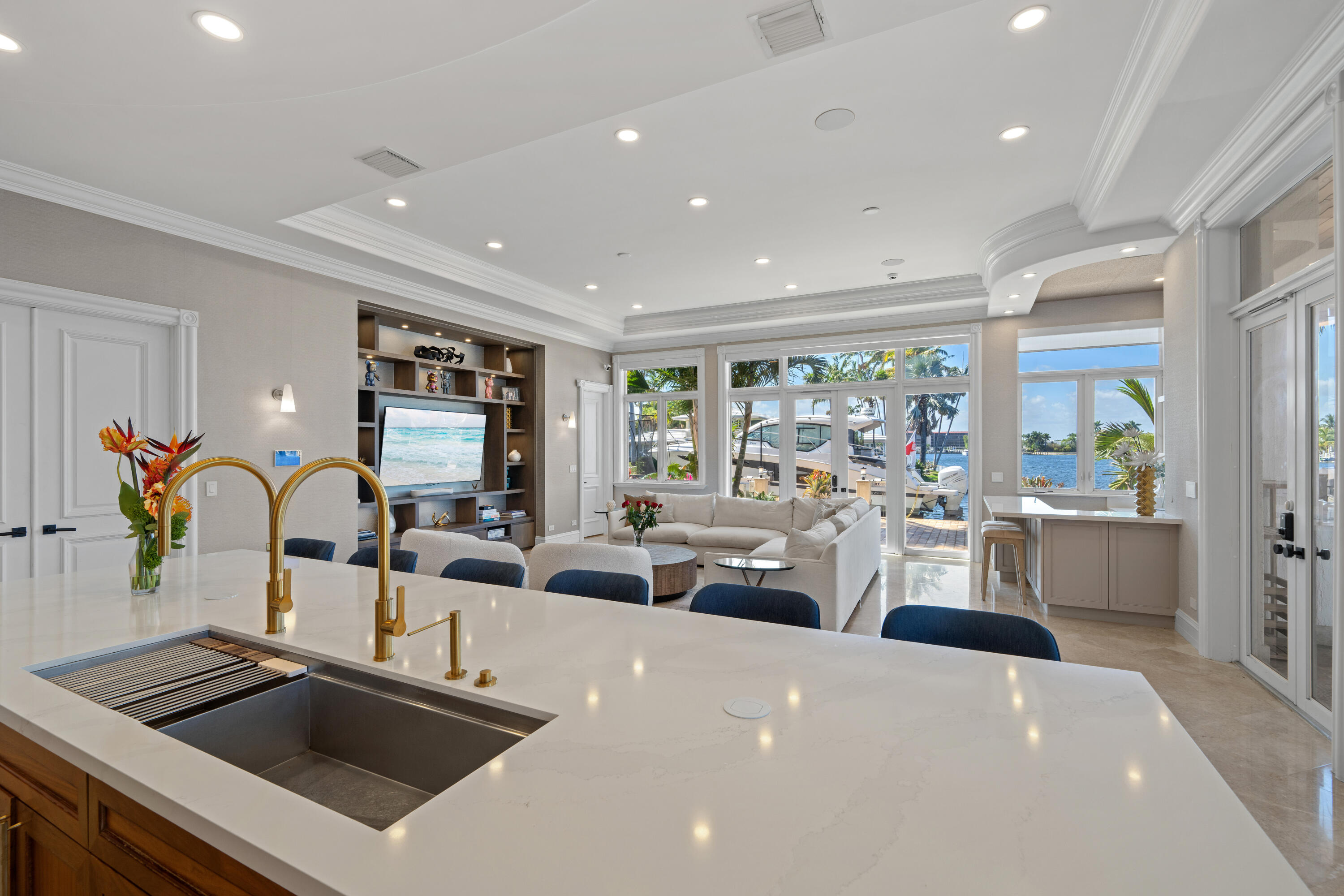 2593 SE 8th, Pompano Beach FL 33062