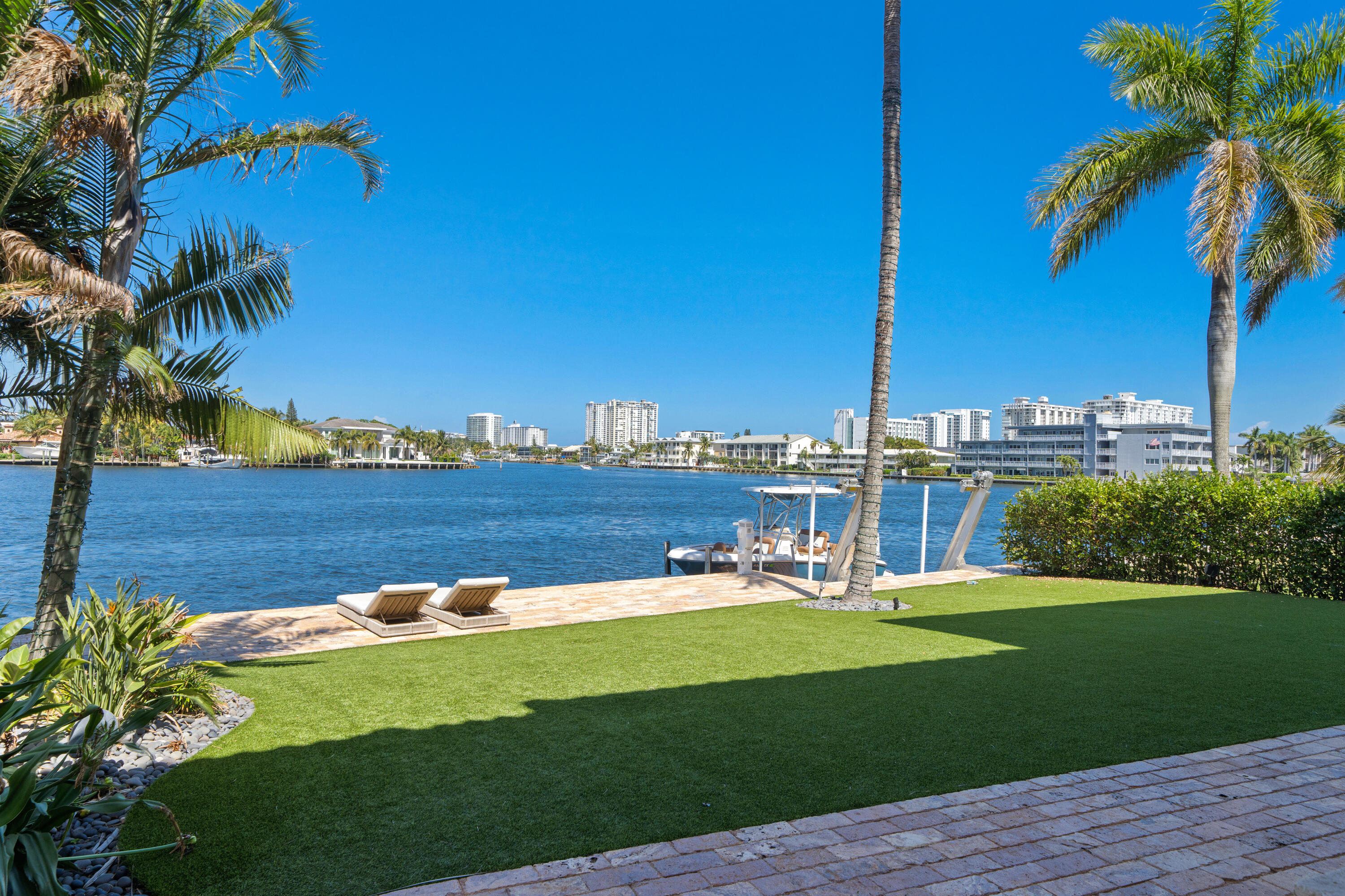 2593 SE 8th, Pompano Beach FL 33062