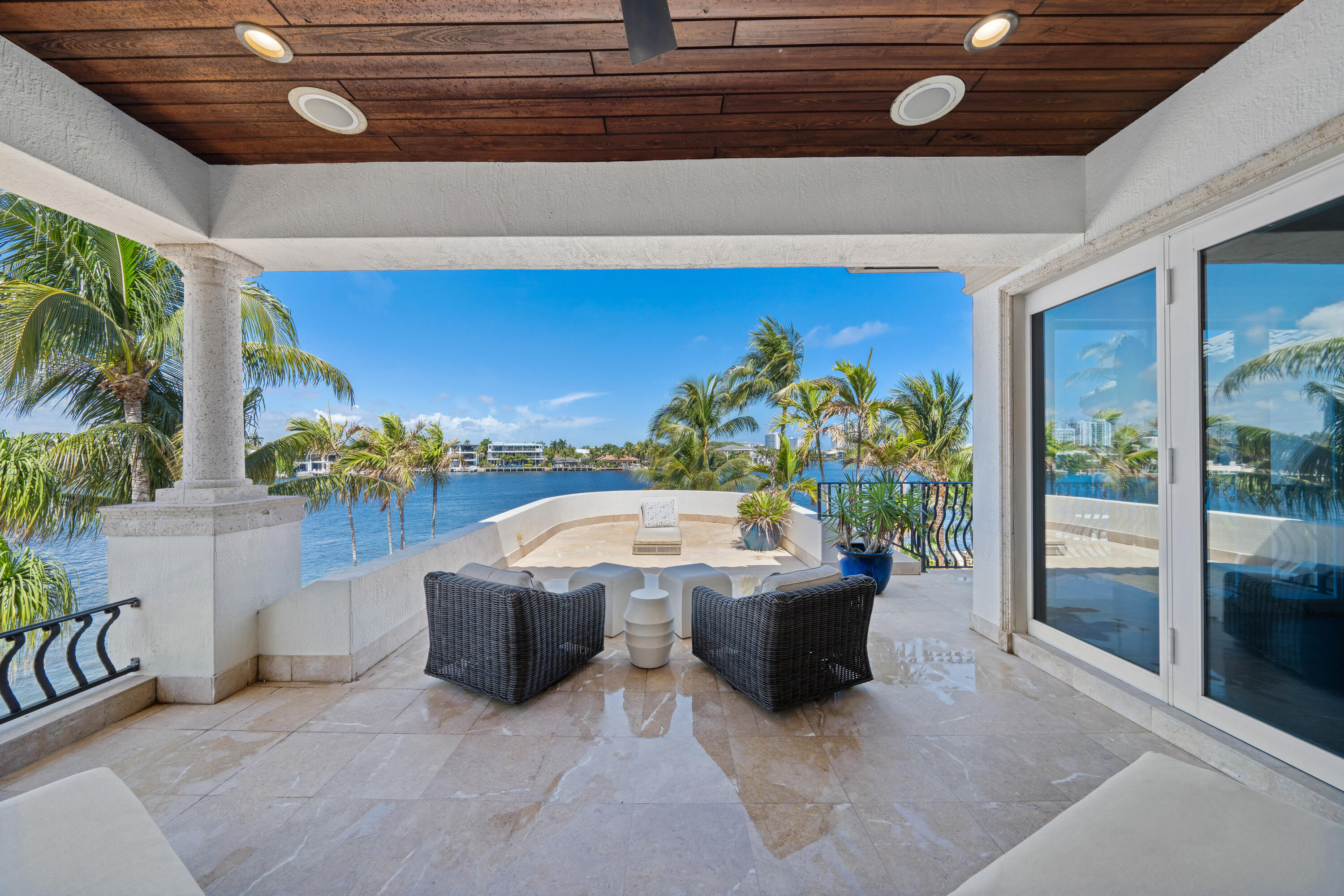 2593 SE 8th, Pompano Beach FL 33062