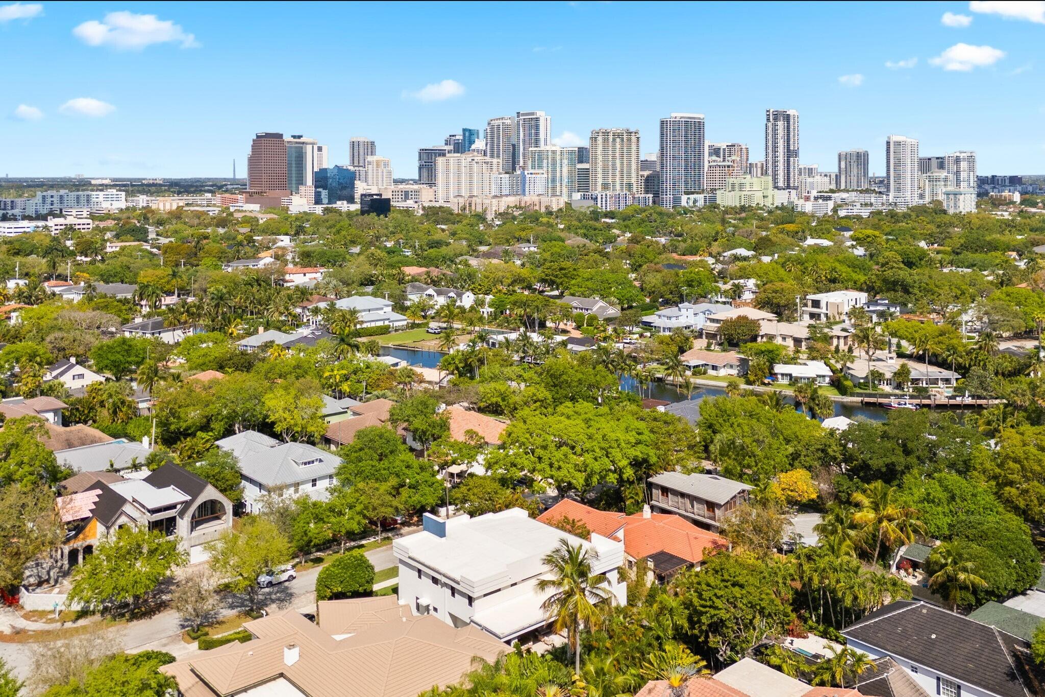 1032 SE 12th, Fort Lauderdale FL 33316