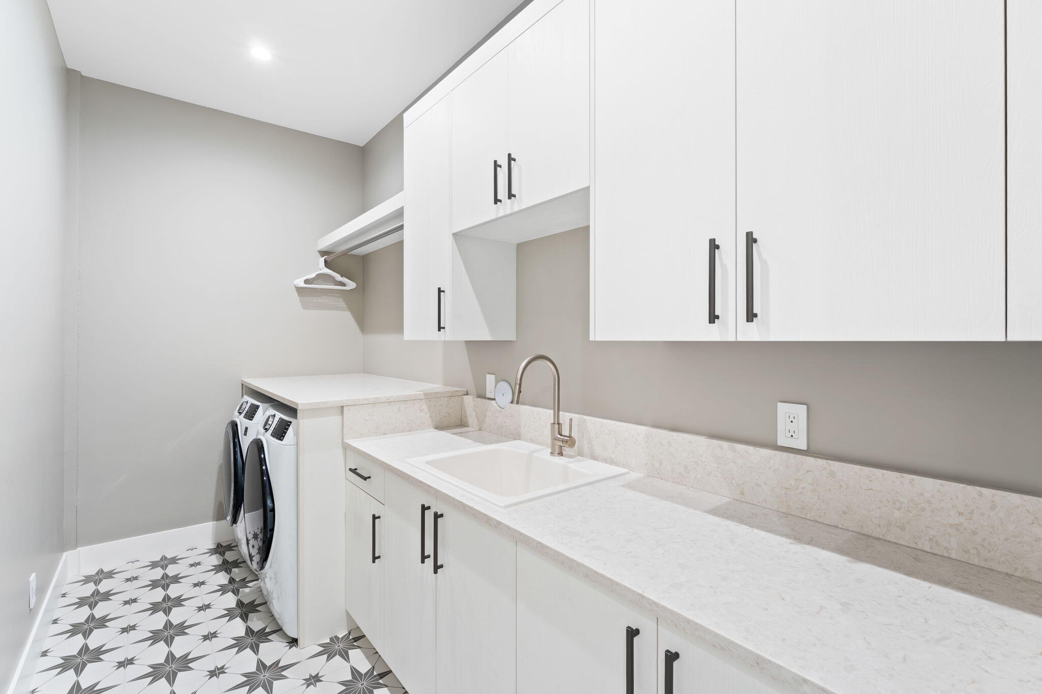 1032 SE 12th, Fort Lauderdale FL 33316