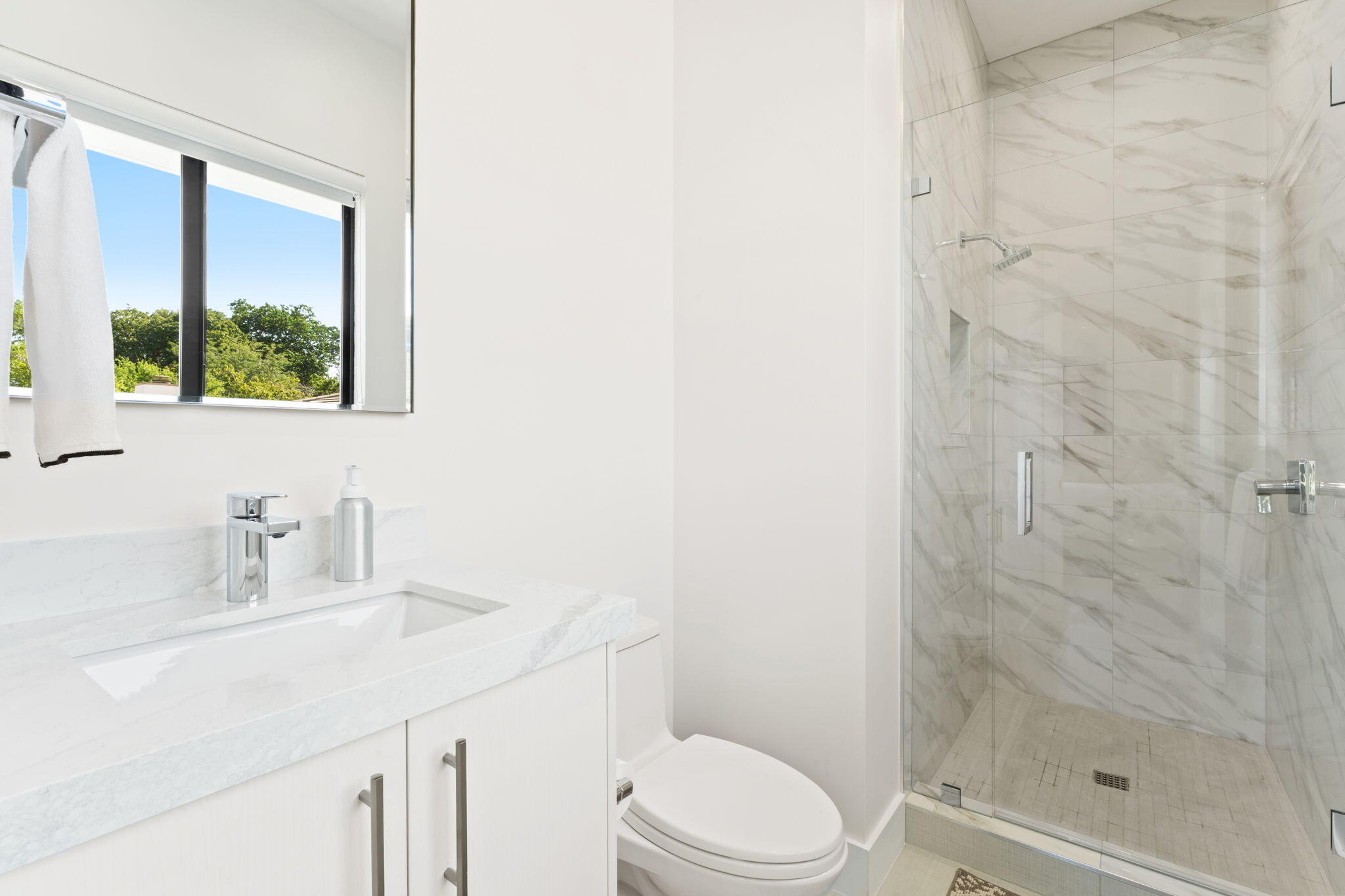 1032 SE 12th, Fort Lauderdale FL 33316
