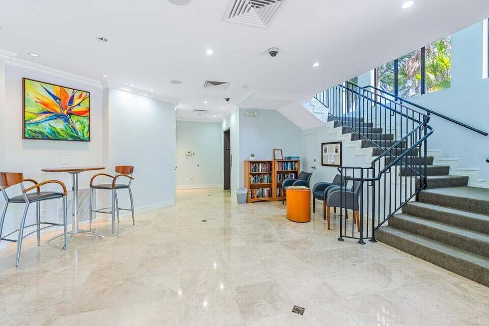 13 Uno Lago, Juno Beach FL 33408