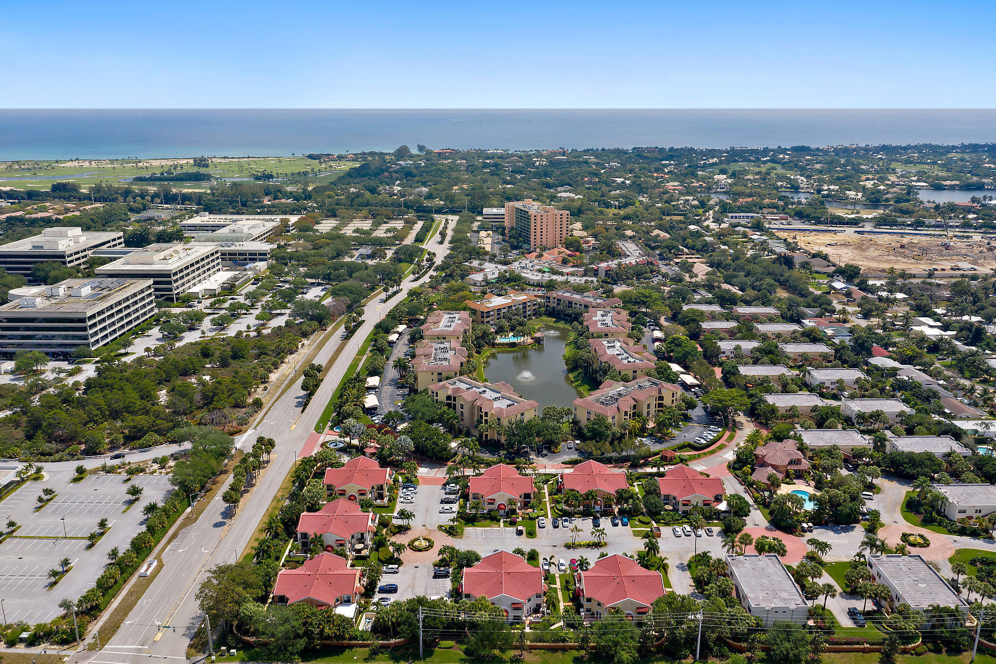 13 Uno Lago, Juno Beach FL 33408
