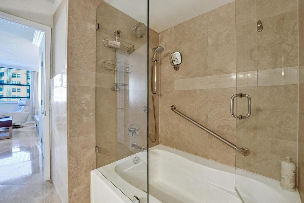 3606 S Ocean #603, Highland Beach FL 33487