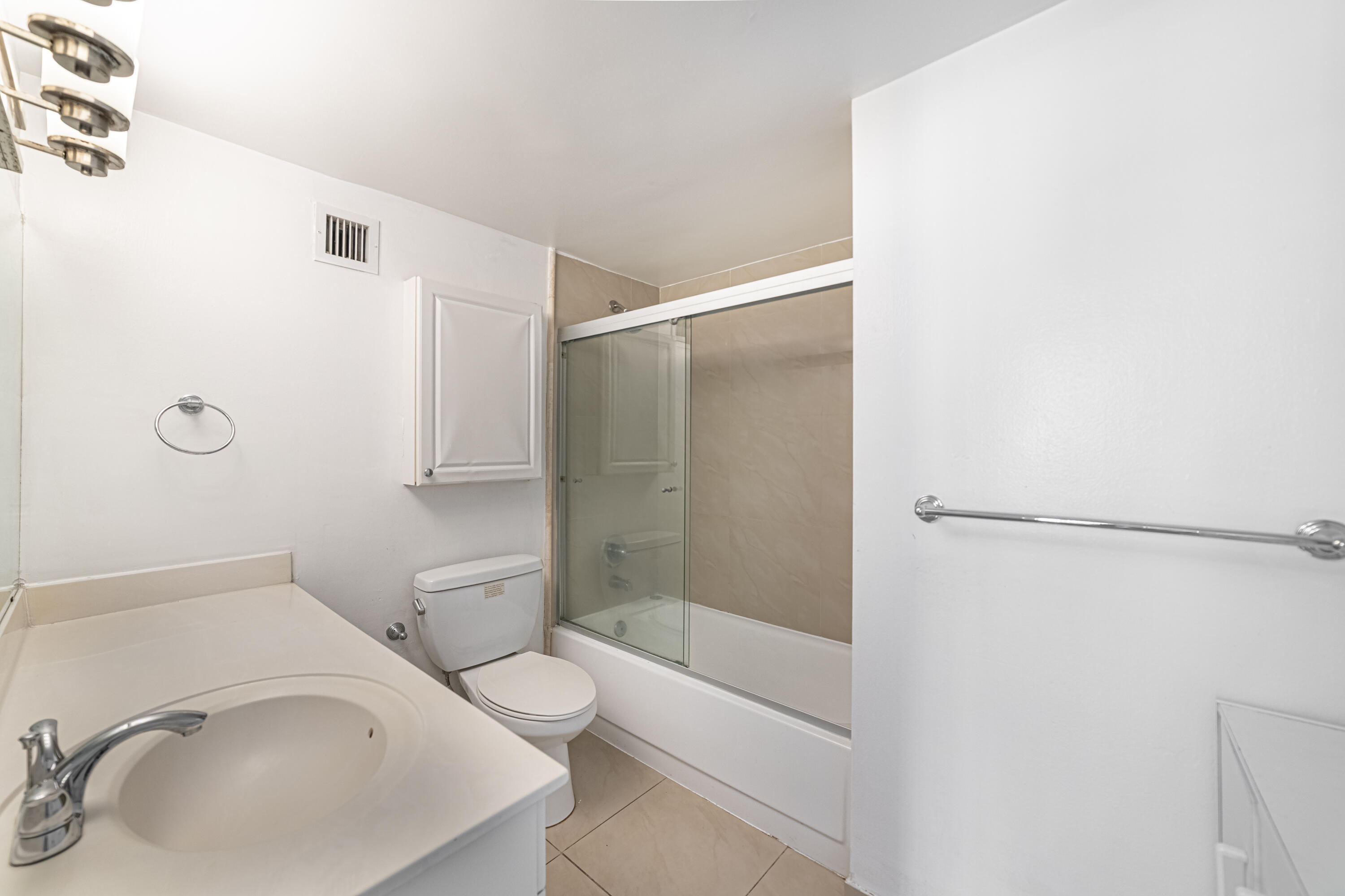 1200 West #1521, Miami Beach FL 33139