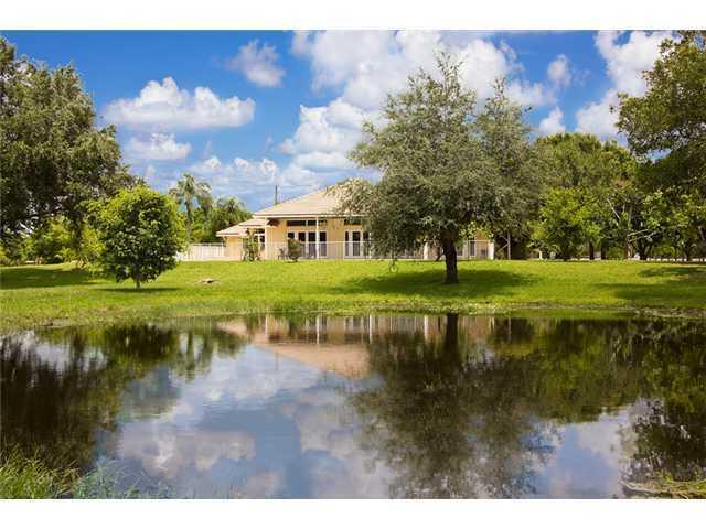 2088 Appaloosa, Wellington FL