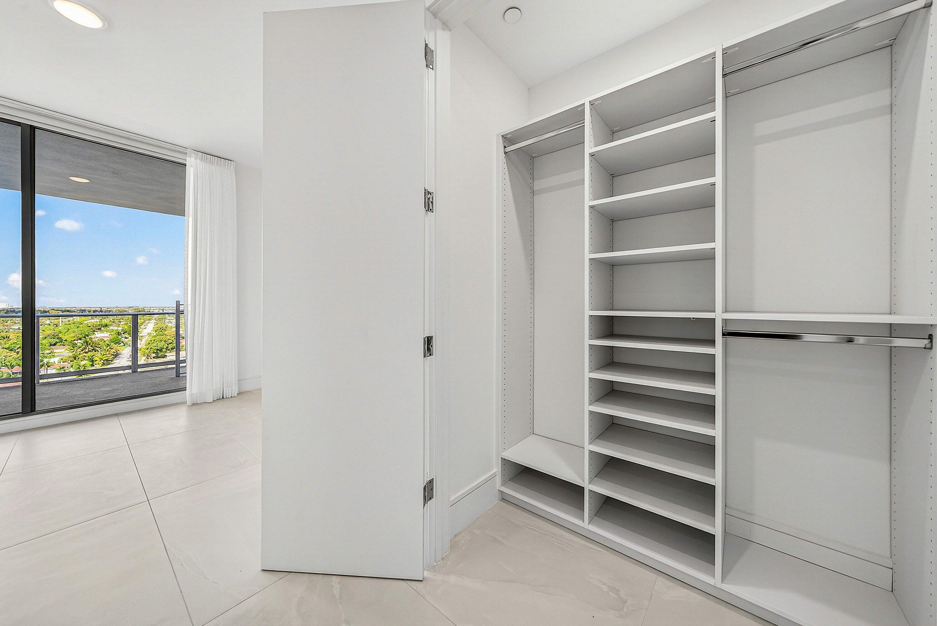220 Lake Shore #1010, Lake Park FL 33403