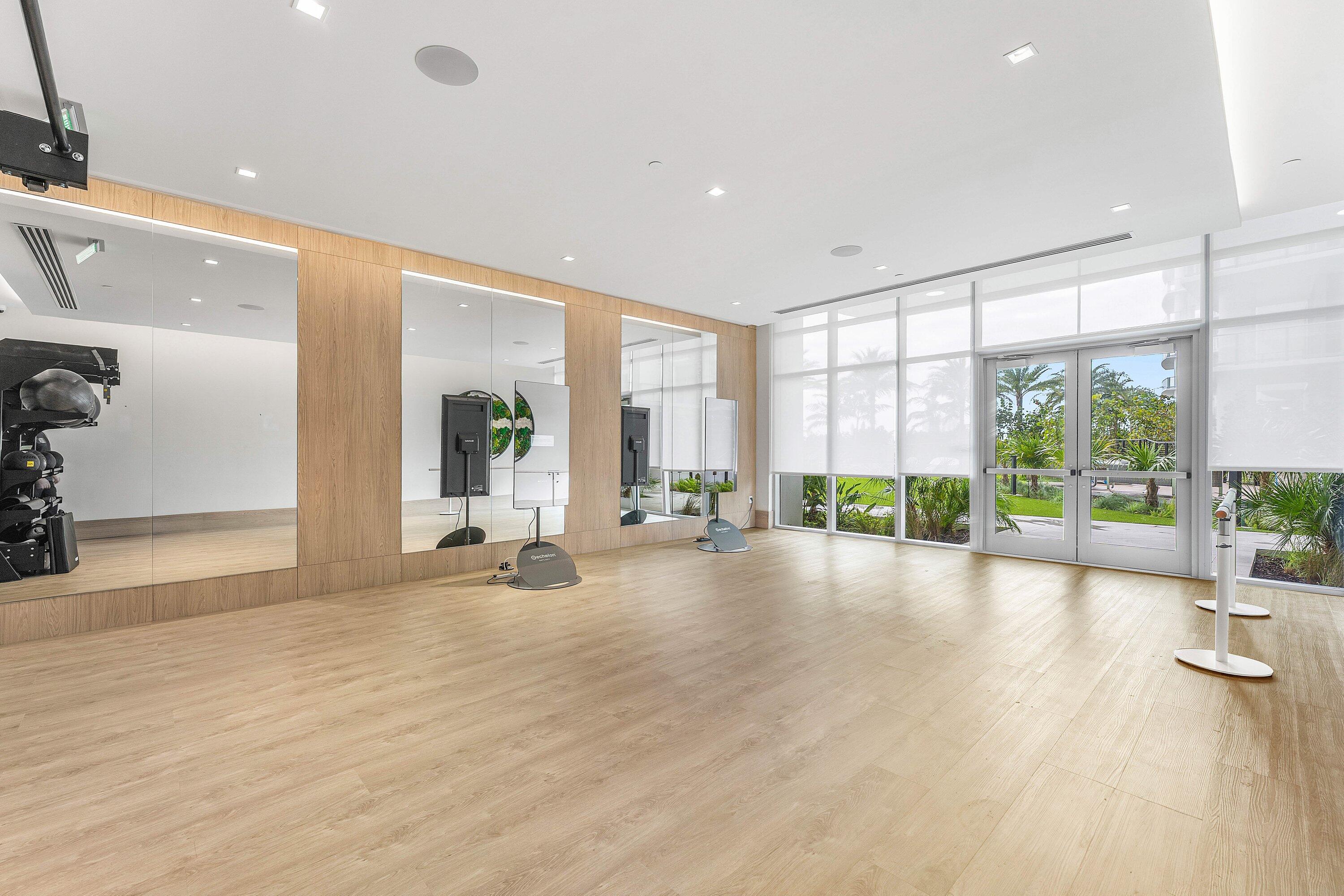 220 Lake Shore #1010, Lake Park FL 33403