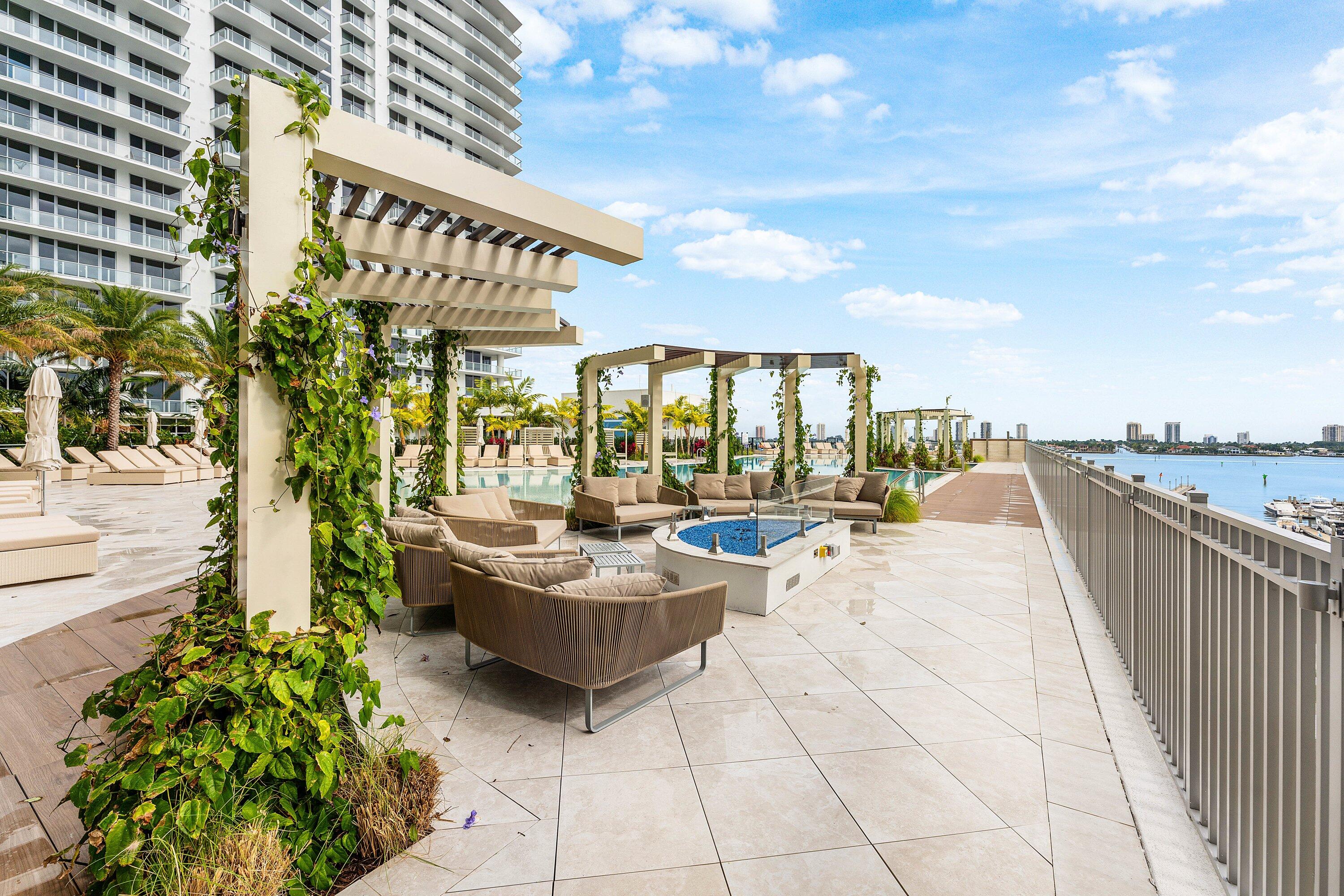 220 Lake Shore #1010, Lake Park FL 33403
