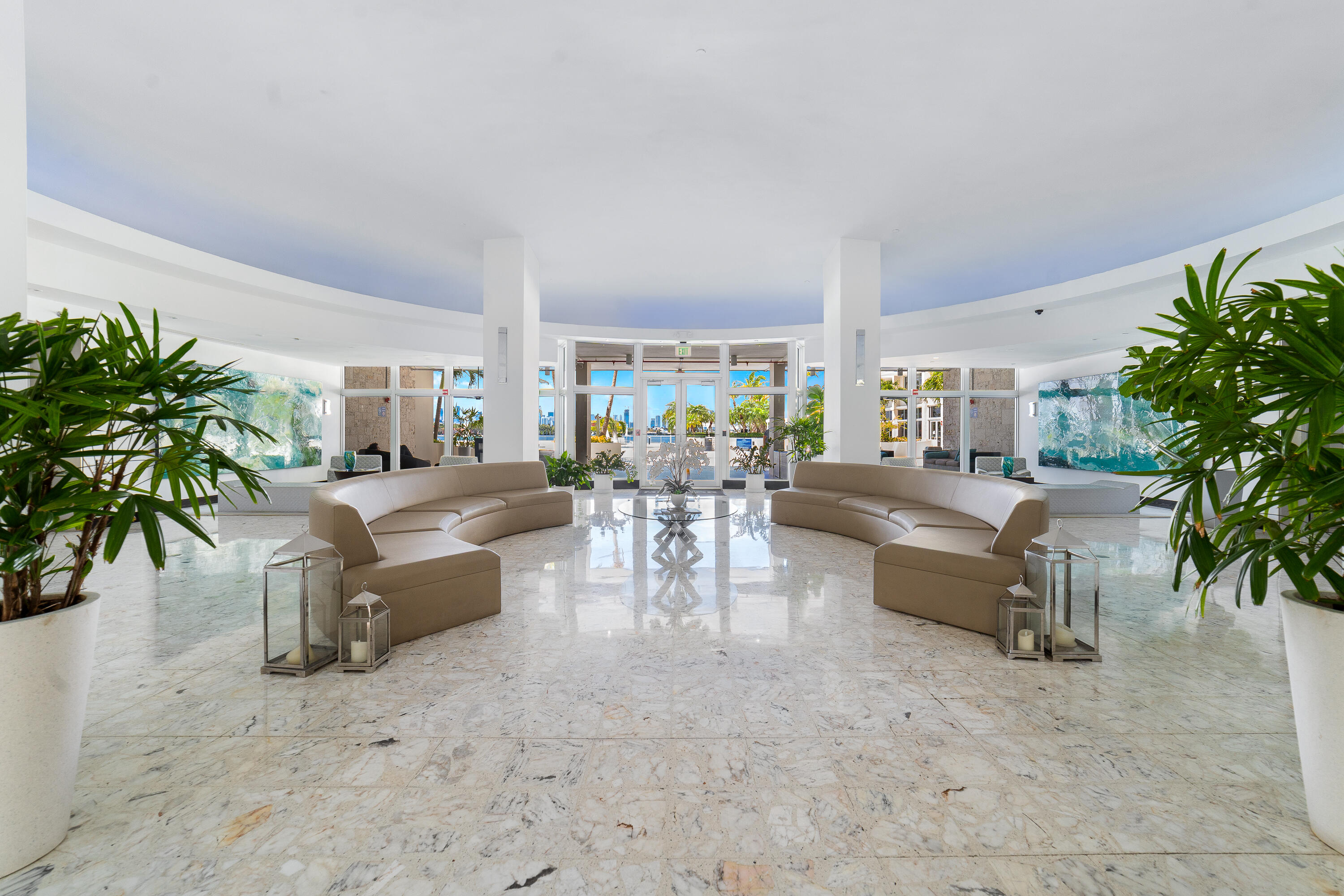 1200 West #316, Miami Beach FL 33139