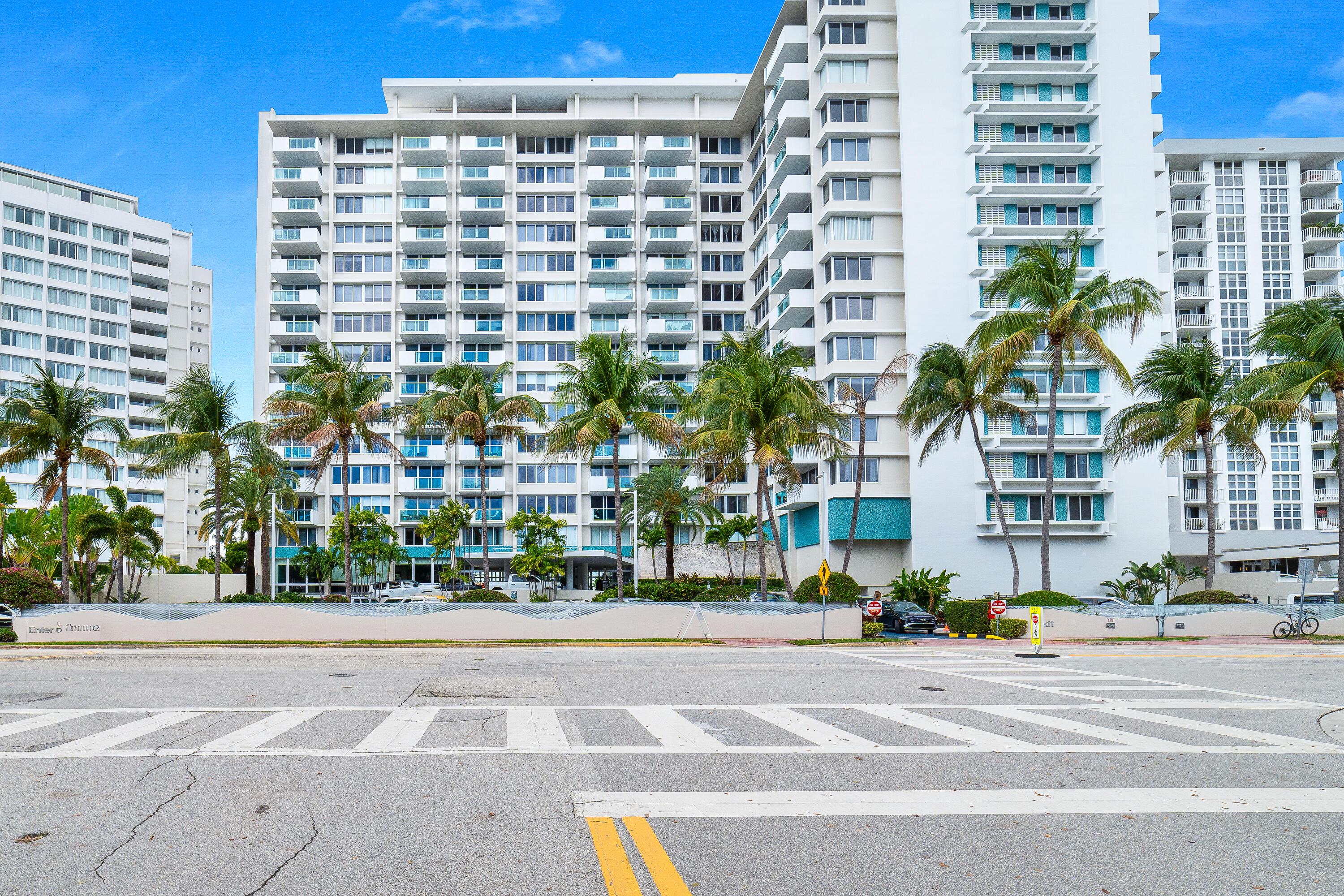 1200 West #316, Miami Beach FL 33139