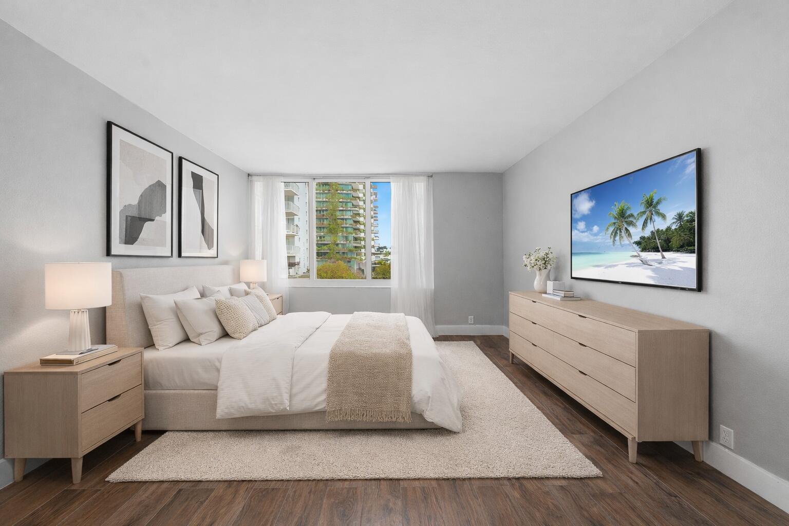 1200 West #316, Miami Beach FL 33139