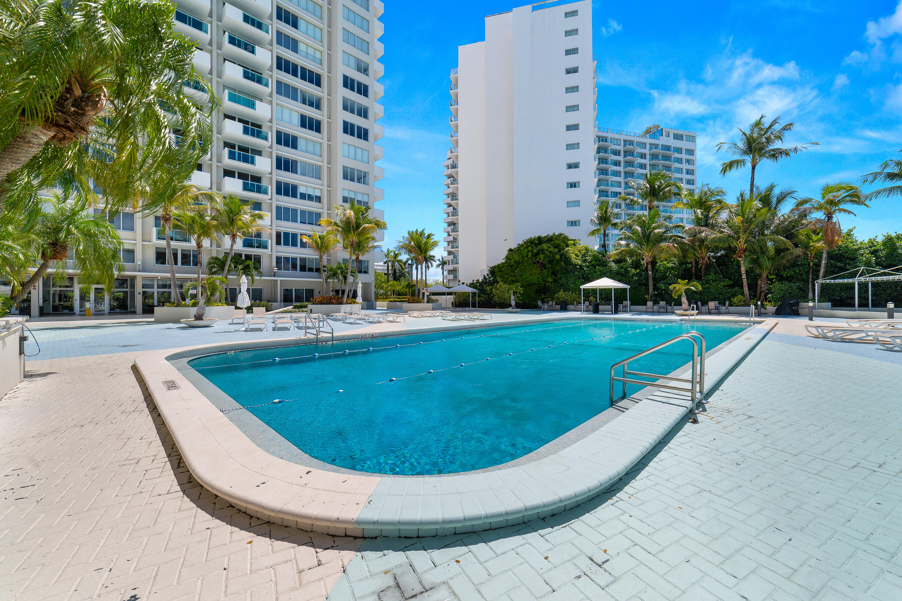 1200 West #316, Miami Beach FL 33139