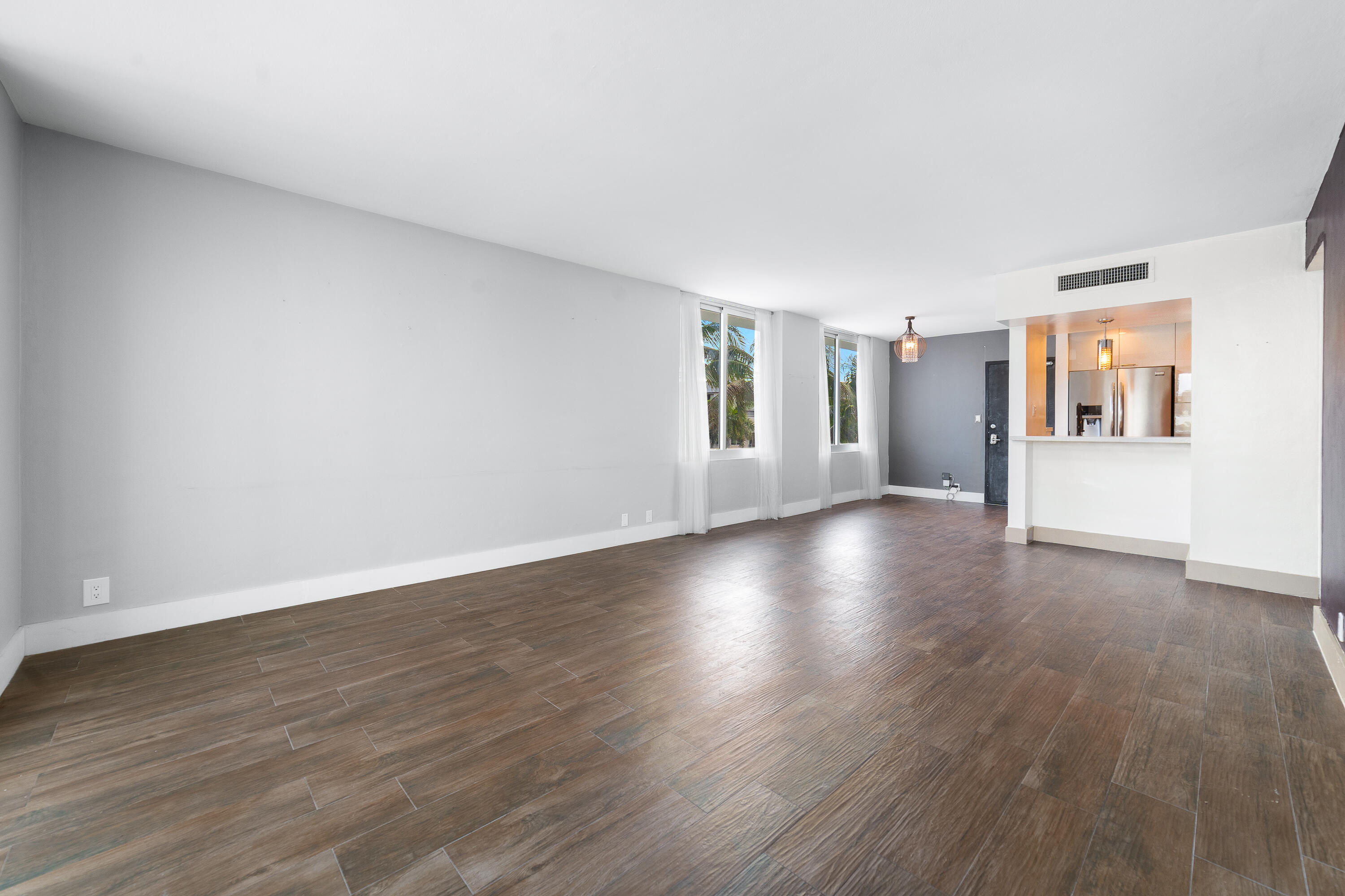 1200 West #316, Miami Beach FL 33139