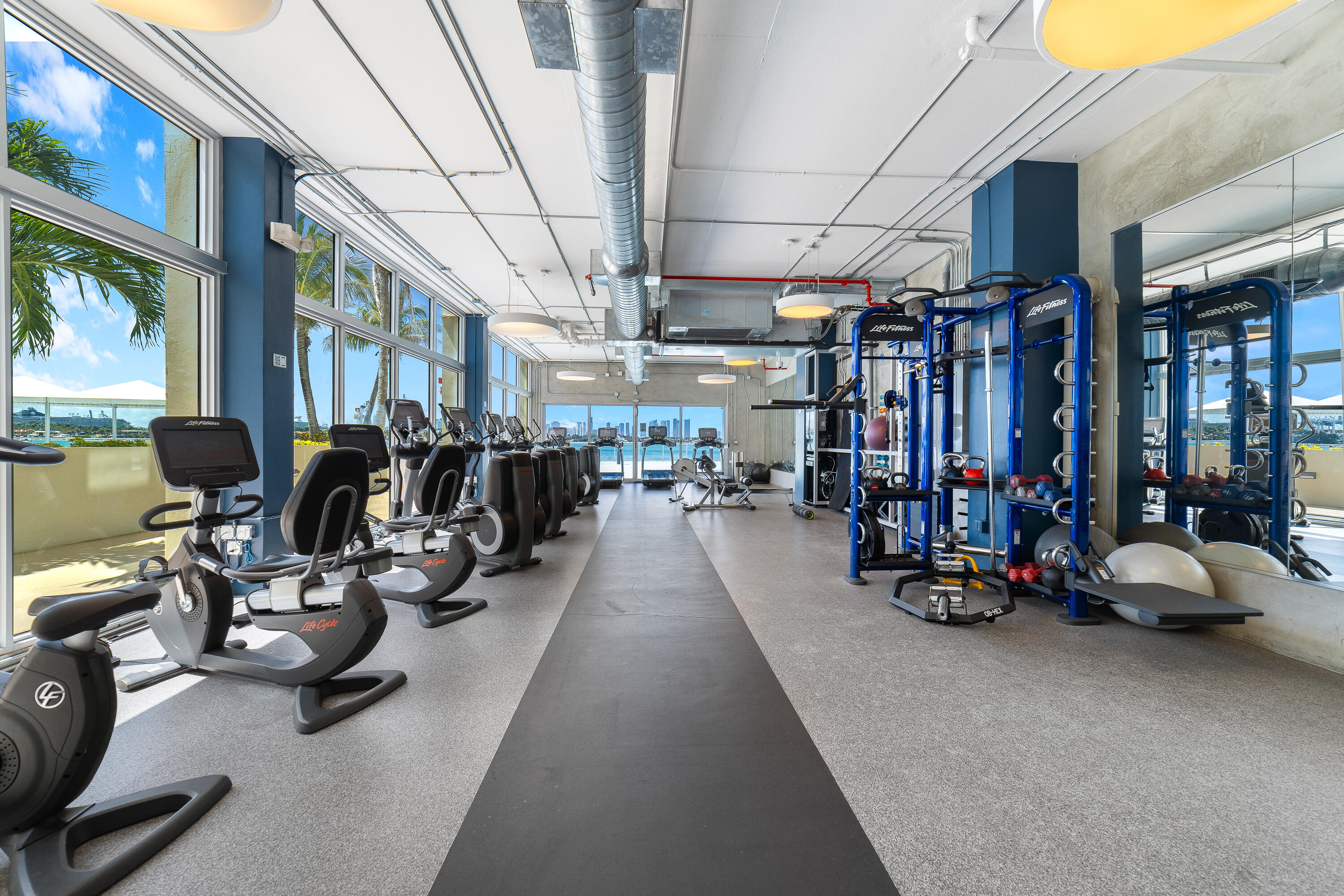 1200 West #316, Miami Beach FL 33139
