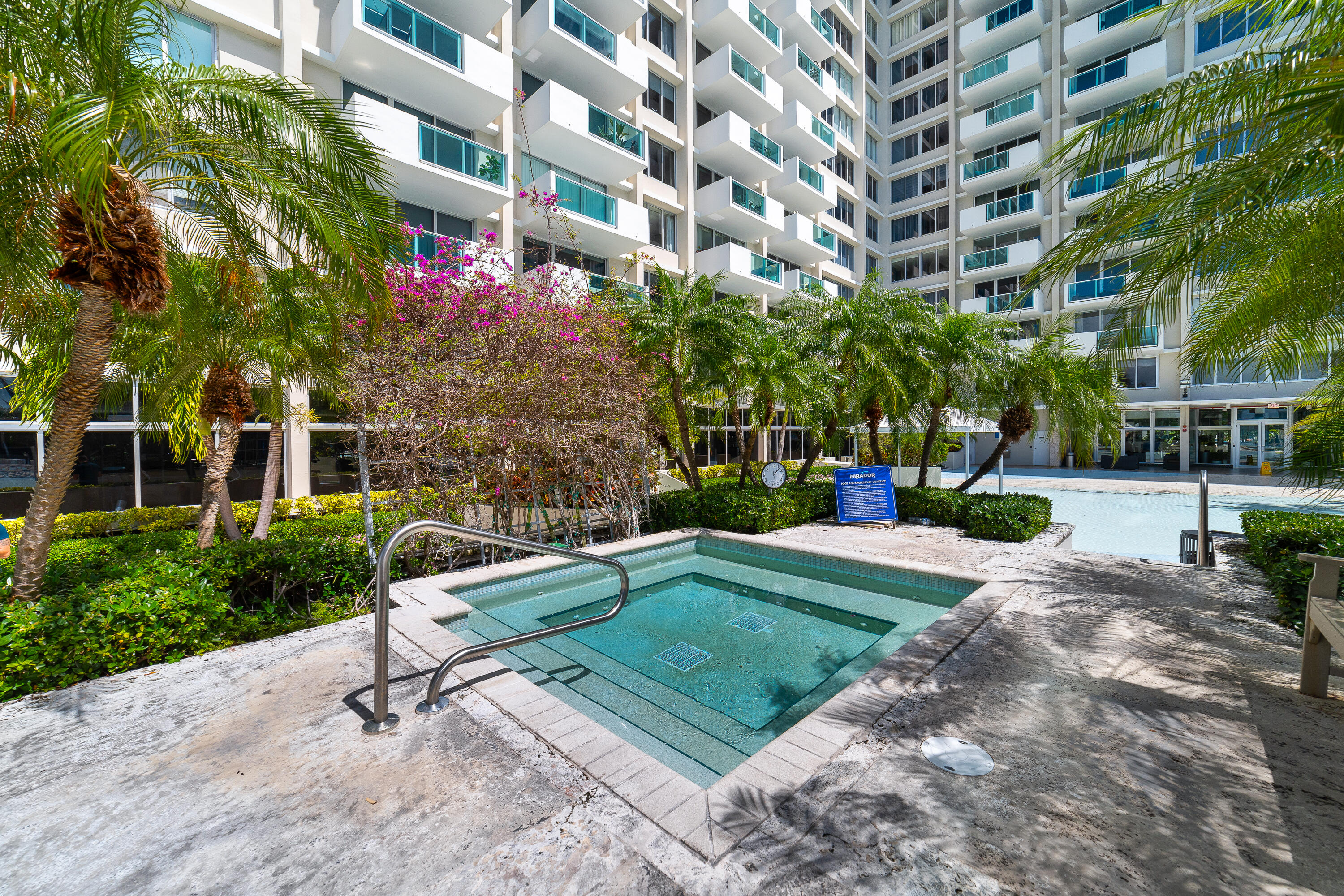 1200 West #316, Miami Beach FL 33139