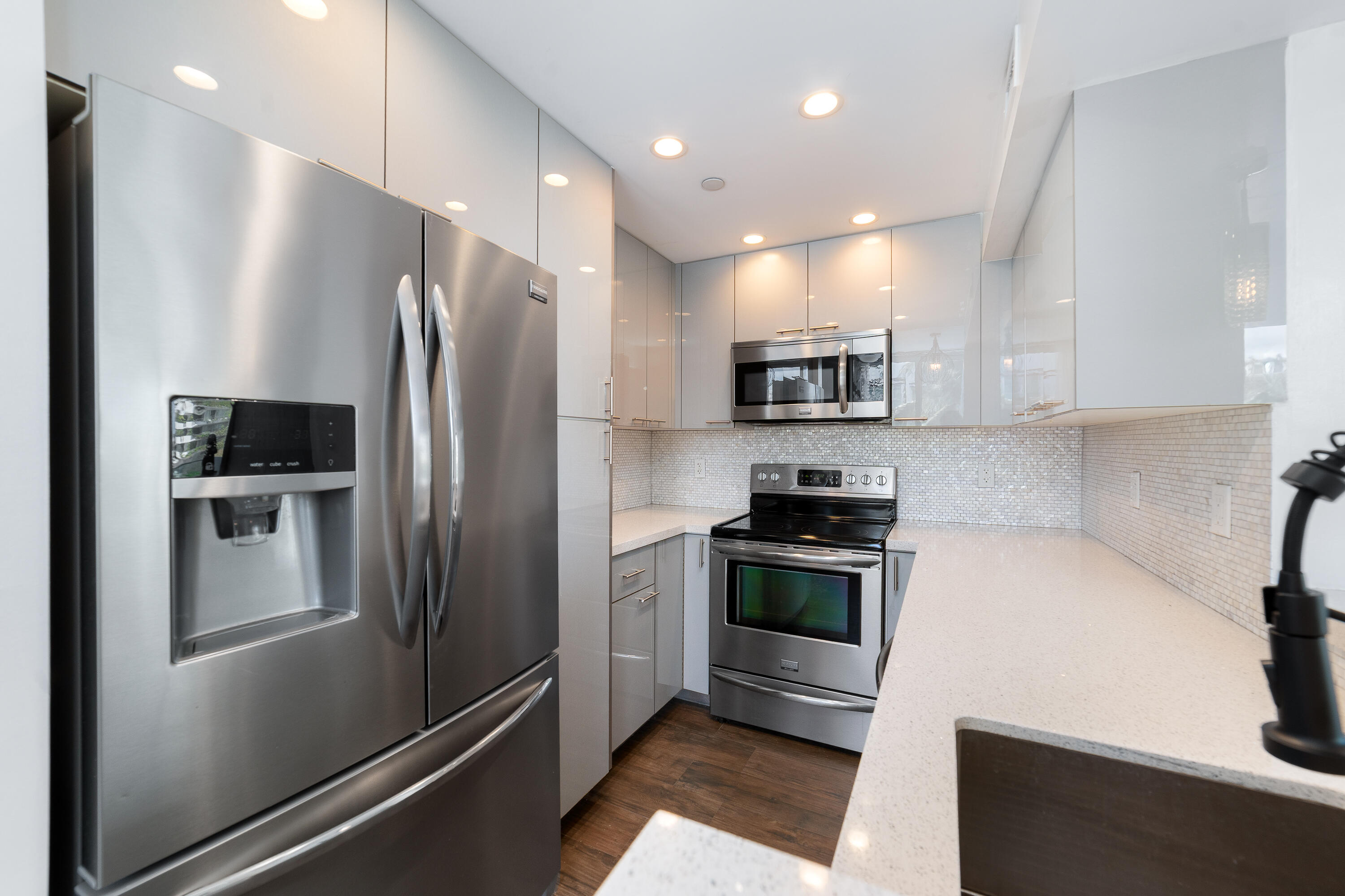 1200 West #316, Miami Beach FL 33139