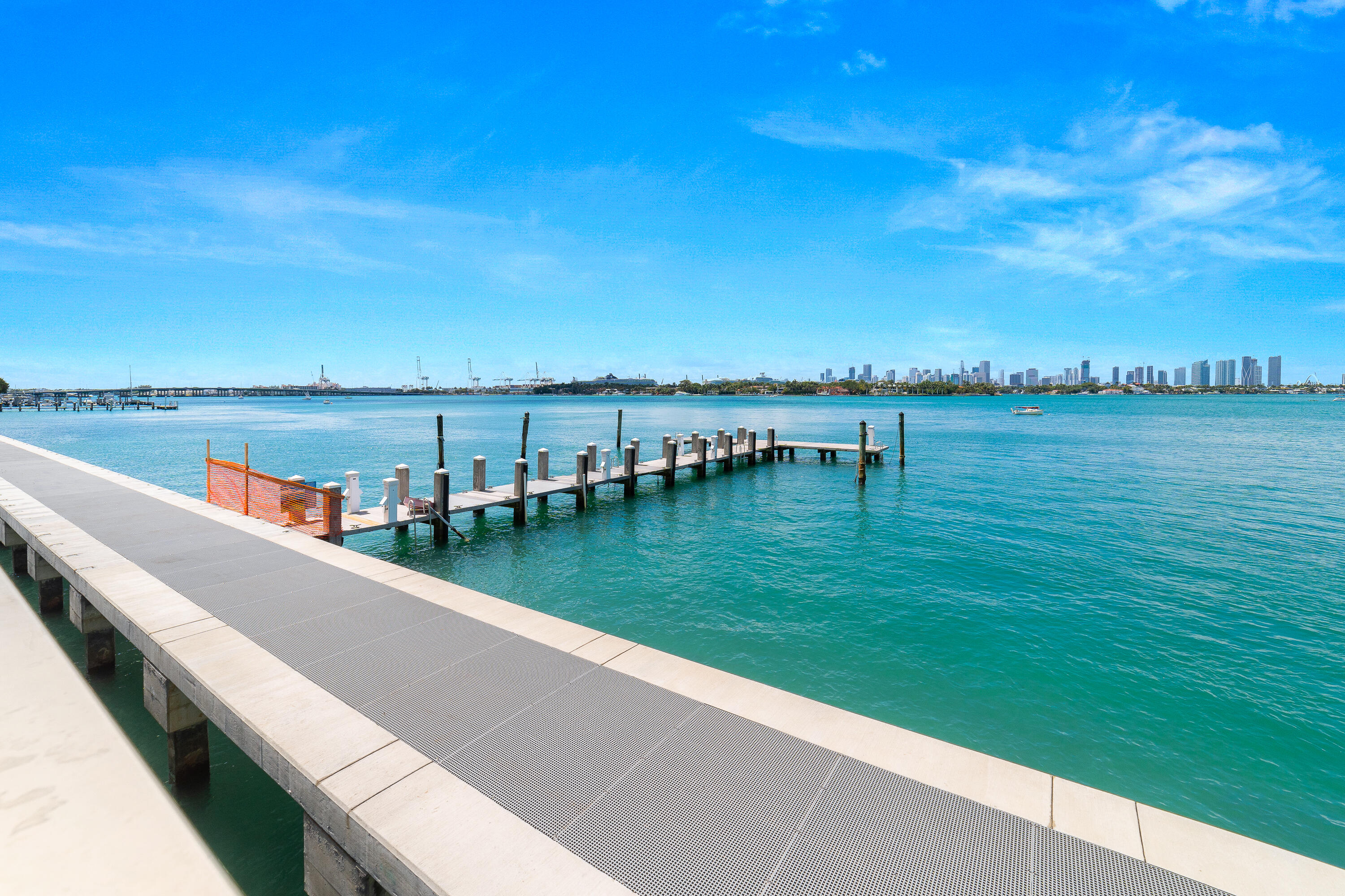 1200 West #316, Miami Beach FL 33139