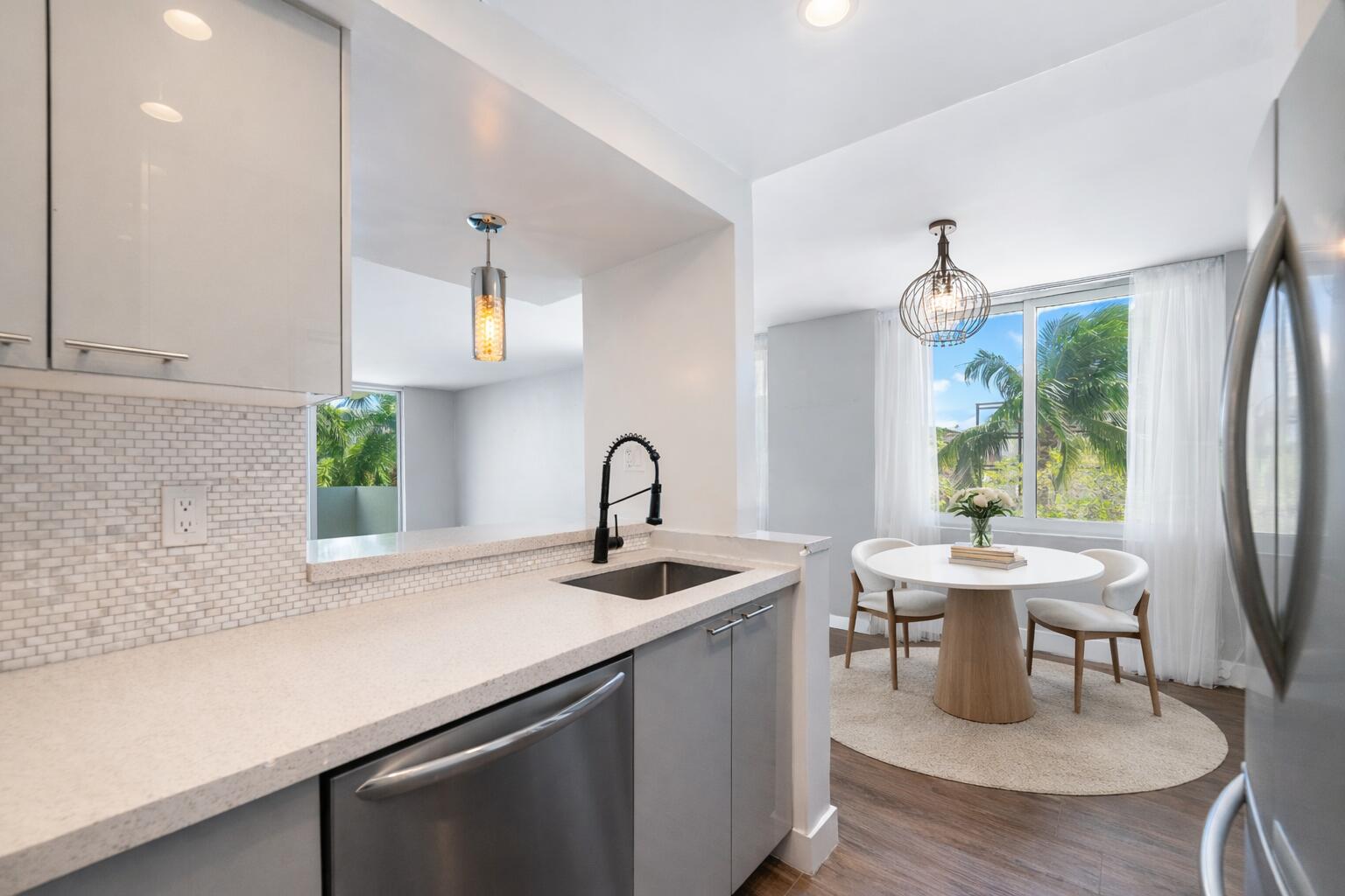 1200 West #316, Miami Beach FL 33139