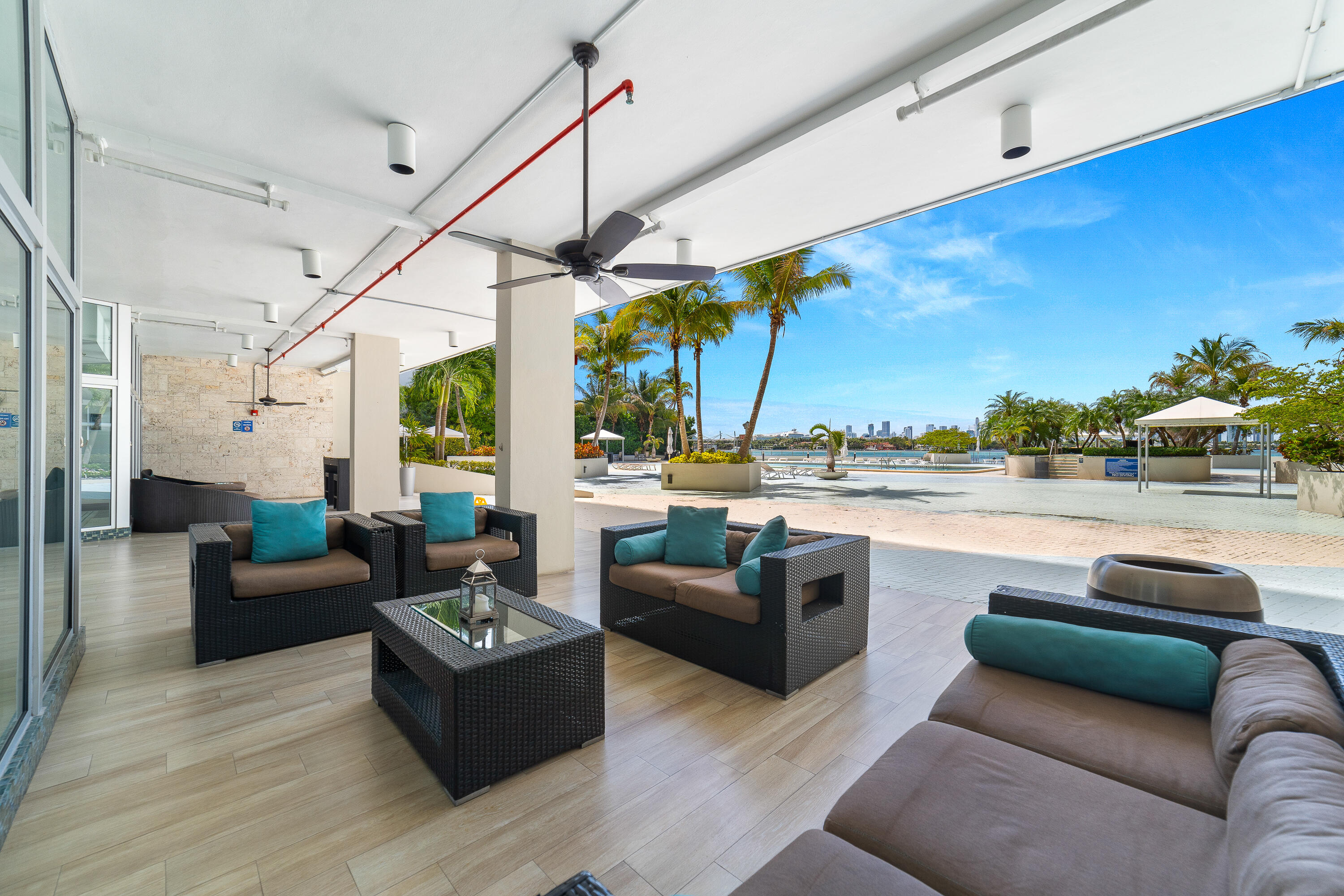 1200 West #316, Miami Beach FL 33139