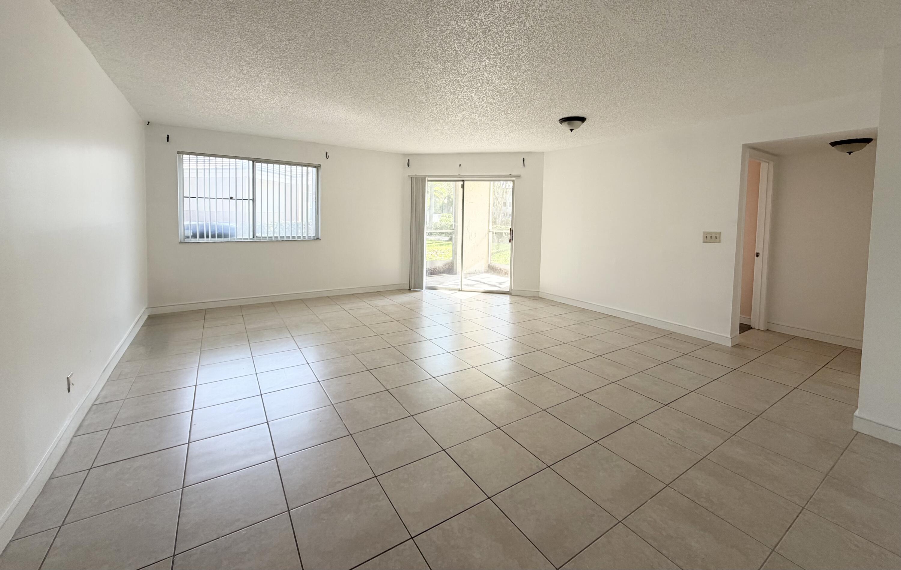 9977 Westview #111, Coral Springs FL 33076