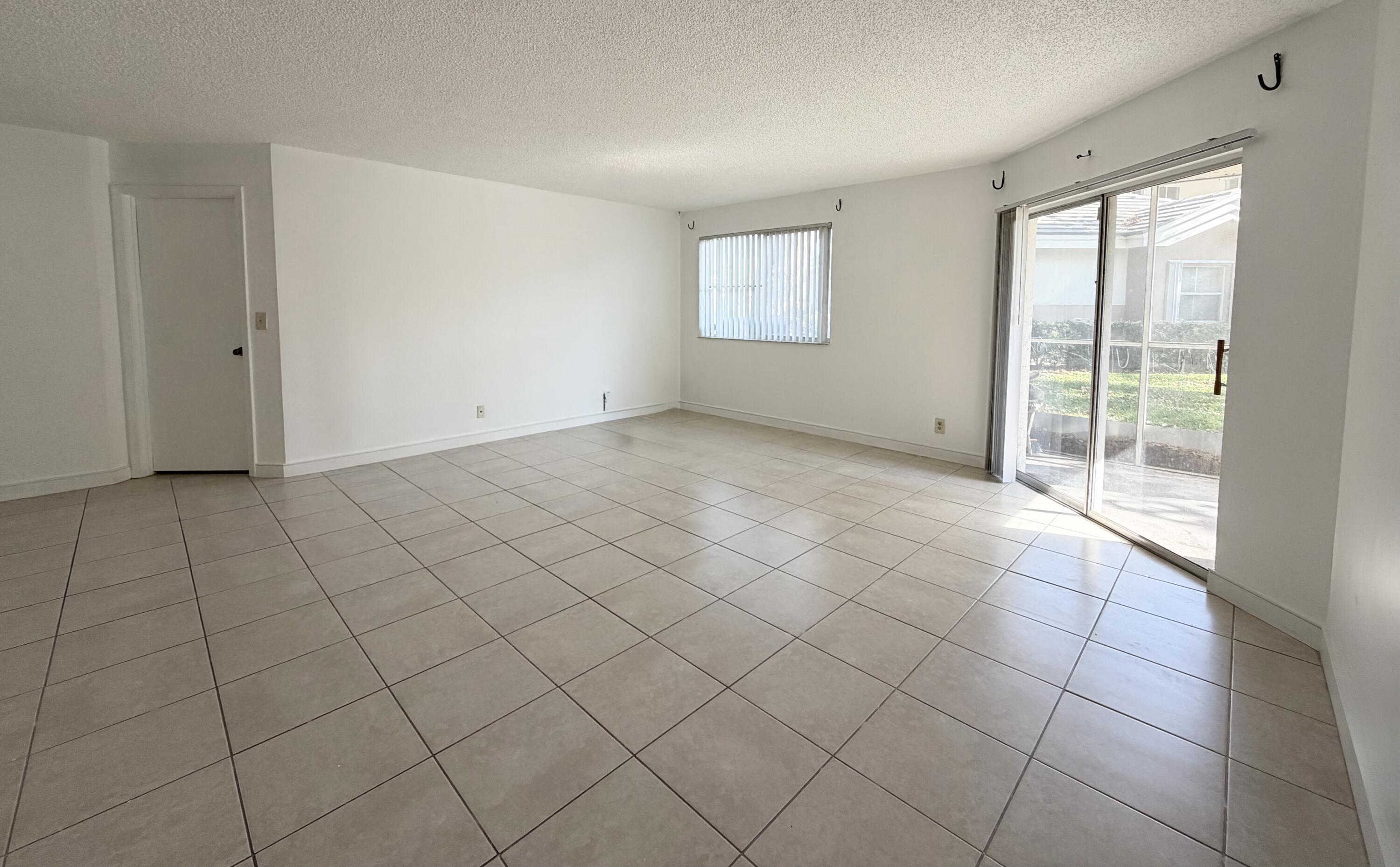 9977 Westview #111, Coral Springs FL 33076