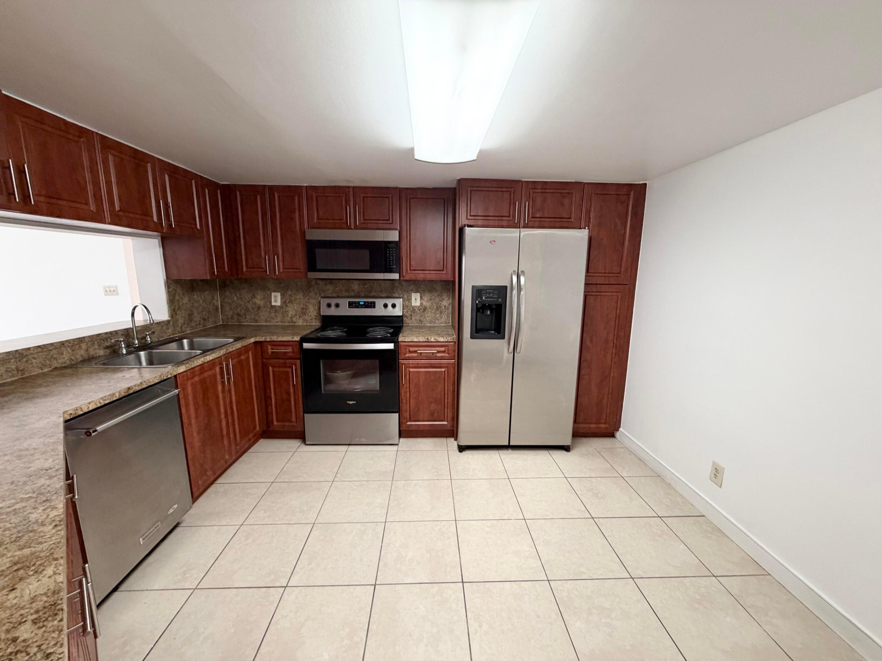 9977 Westview #111, Coral Springs FL 33076