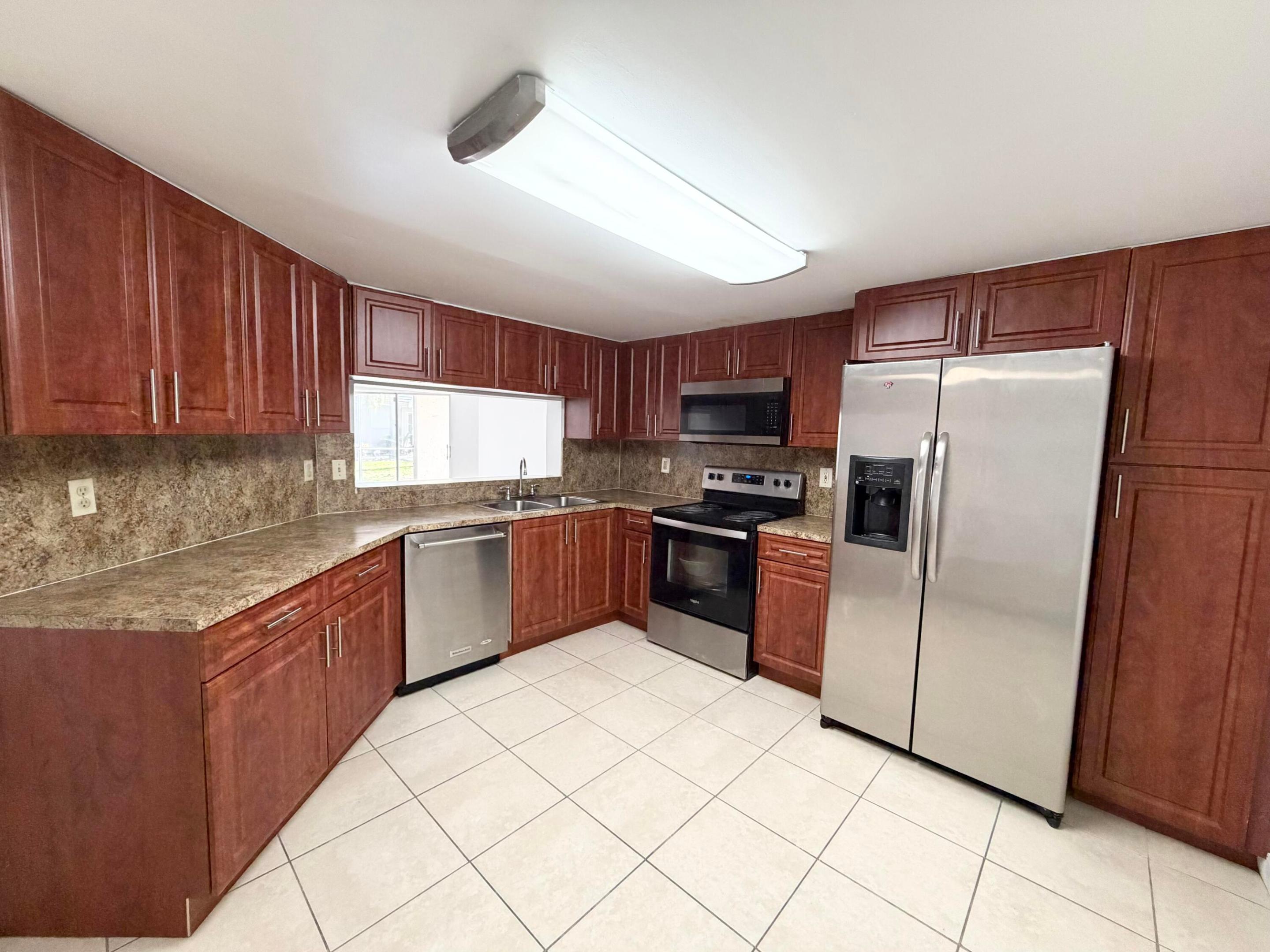 9977 Westview #111, Coral Springs FL 33076
