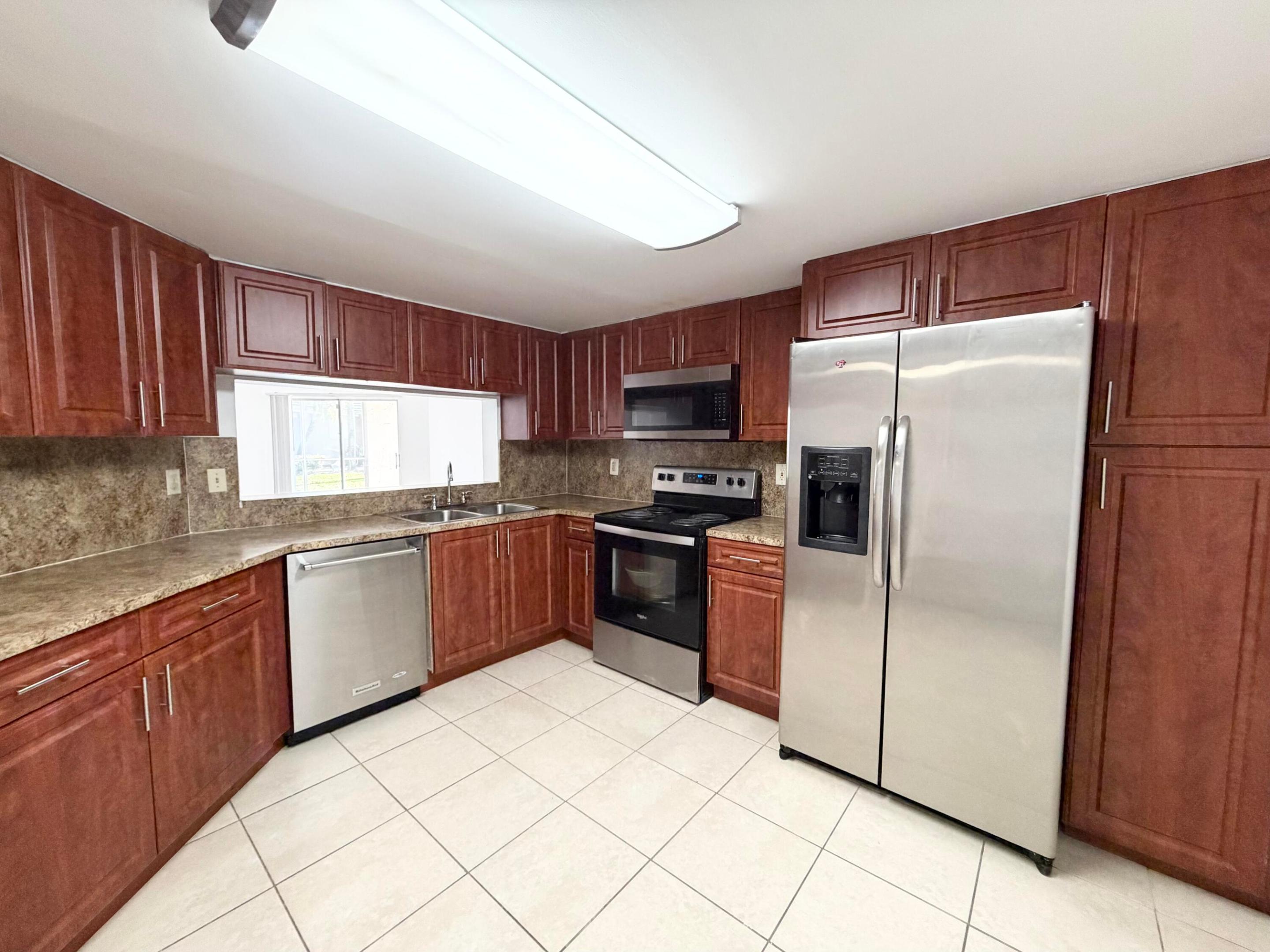 9977 Westview #111, Coral Springs FL 33076