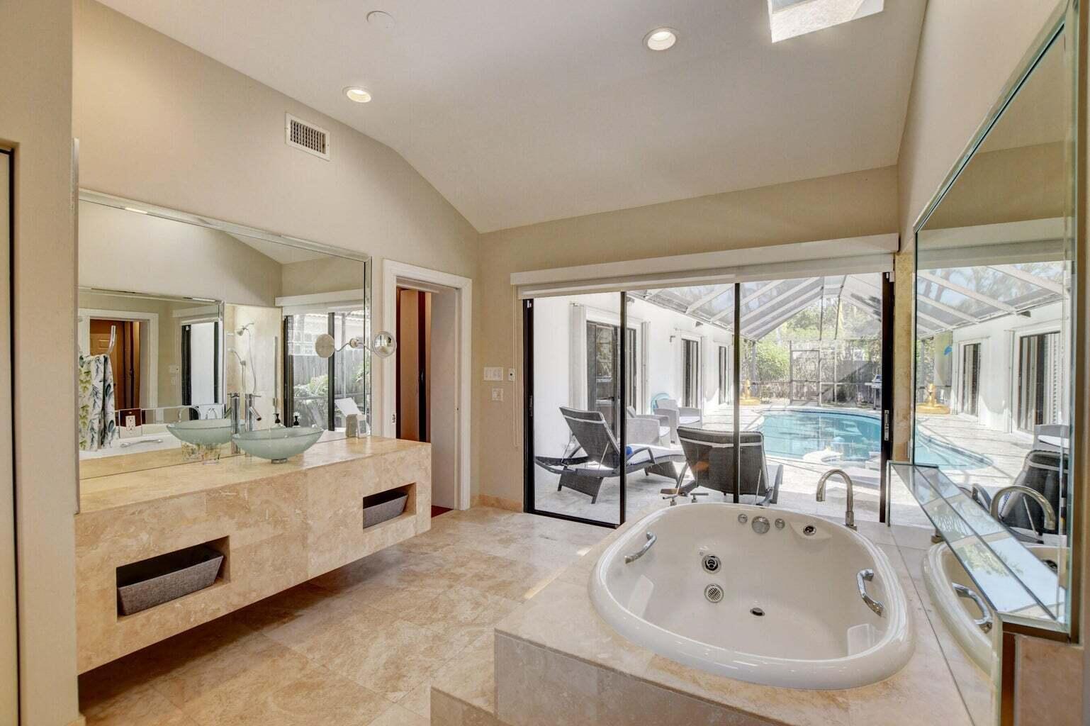 2700 Spanish River, Boca Raton FL 33432